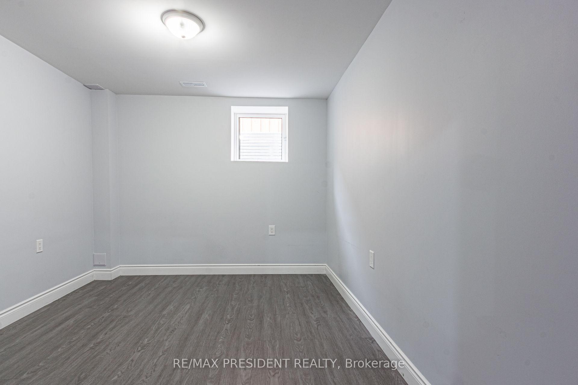 Photo 28 of 259 Winterberry Drive, Hamilton, Stoney Creek — HOMEH