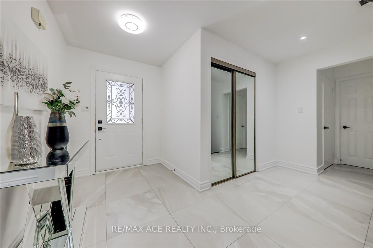 Photo 38 of 1579 Heathside Crescent, Pickering, Liverpool — HOMEH