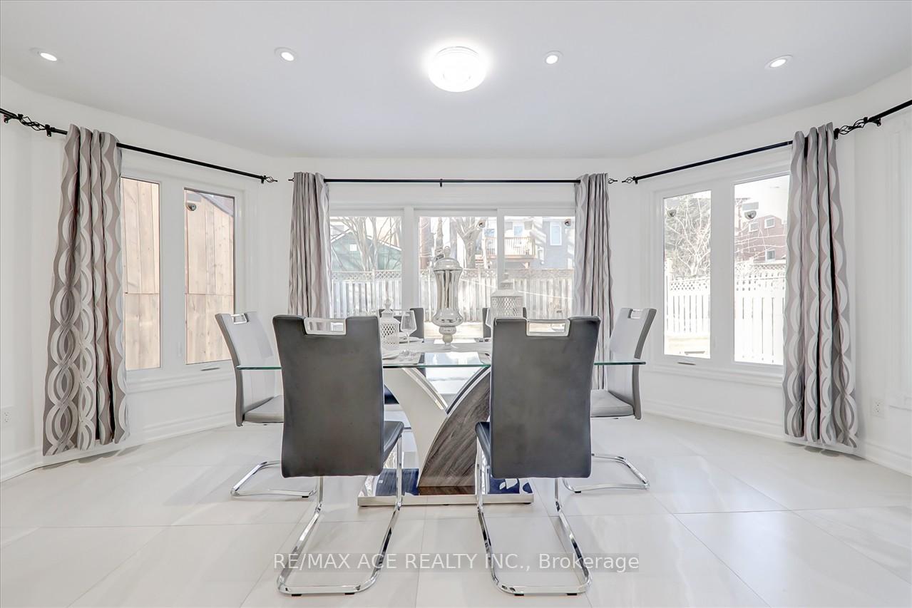 Photo 13 of 1579 Heathside Crescent, Pickering, Liverpool — HOMEH