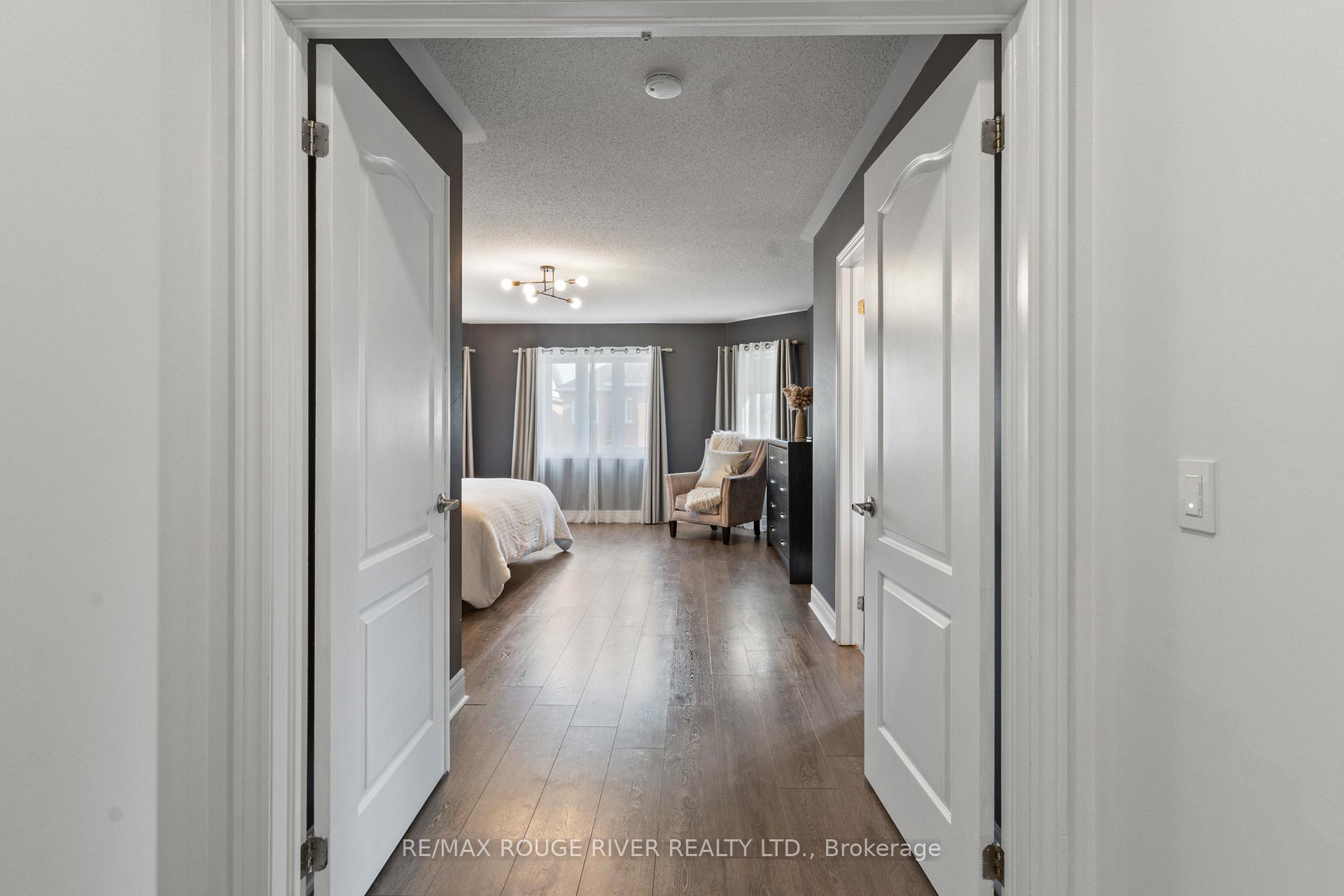 Photo 28 of 39 Bathgate Crescent, Clarington, Courtice — HOMEH