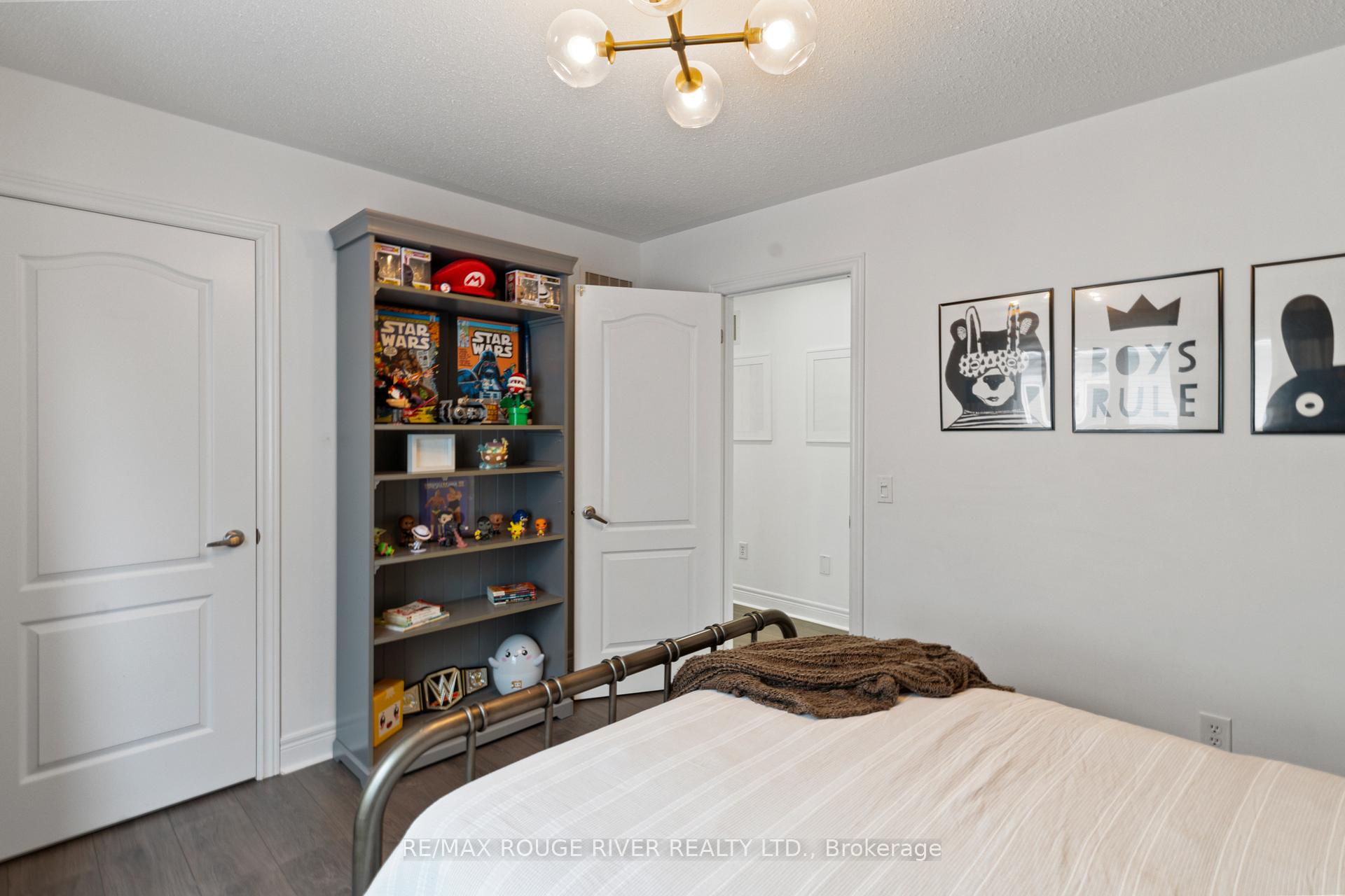 Photo 15 of 39 Bathgate Crescent, Clarington, Courtice — HOMEH