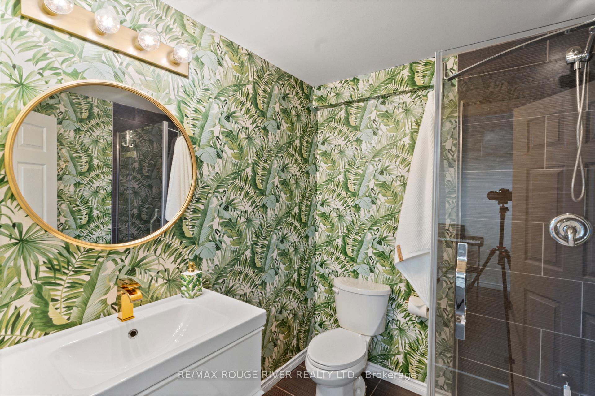 Photo 40 of 39 Bathgate Crescent, Clarington, Courtice — HOMEH