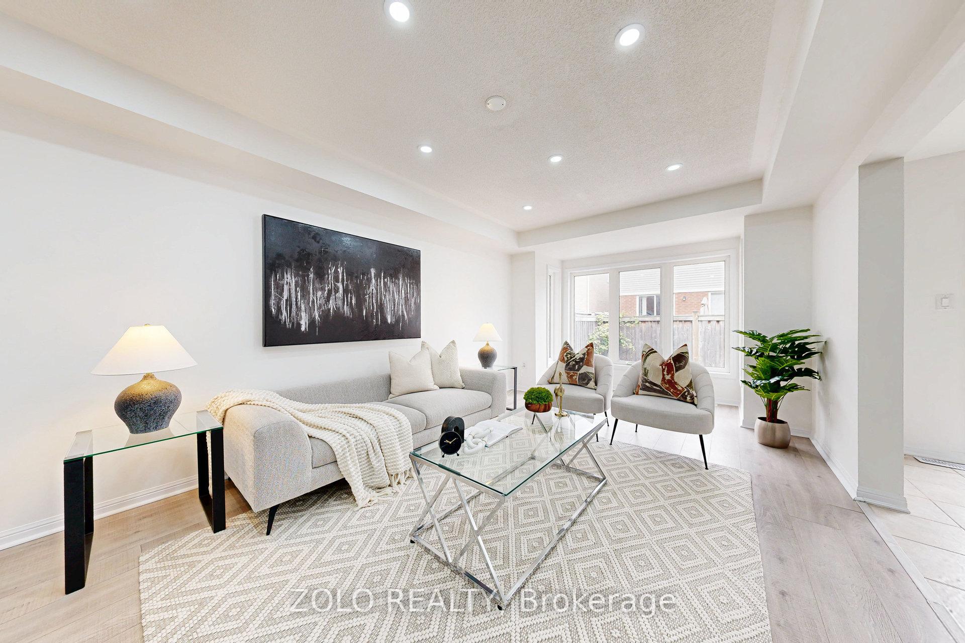Photo 10 of 45 Haverty Trail, Brampton, Northwest Brampton — HOMEH