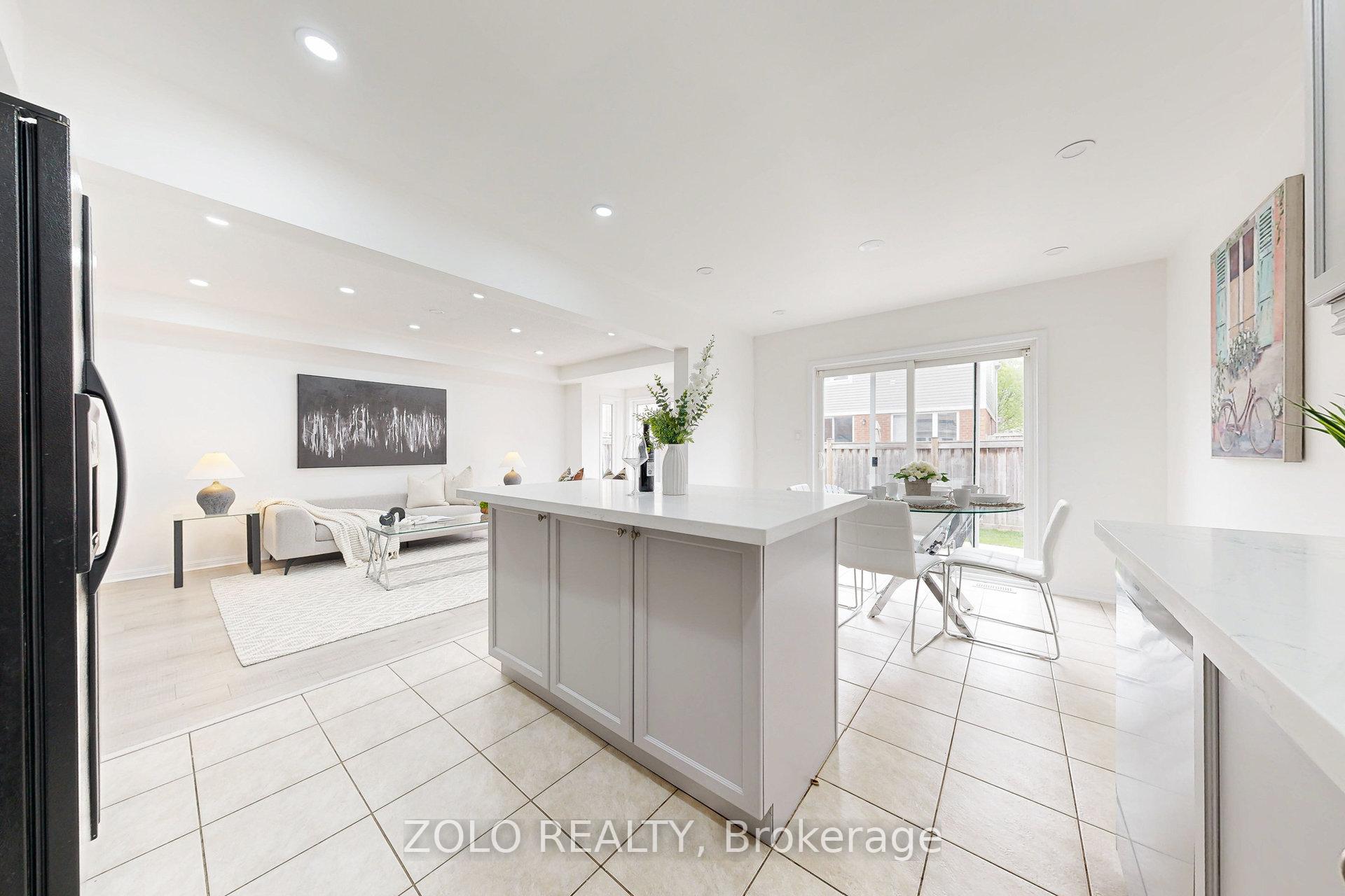 Photo 16 of 45 Haverty Trail, Brampton, Northwest Brampton — HOMEH