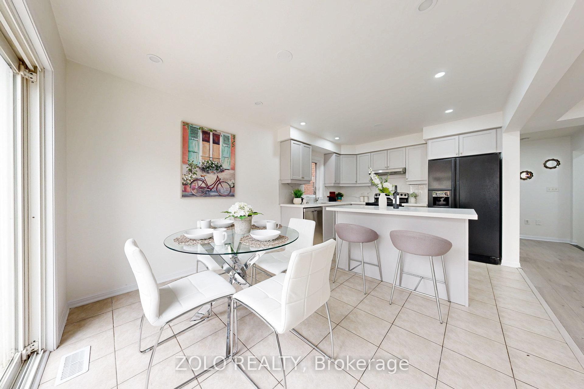 Photo 21 of 45 Haverty Trail, Brampton, Northwest Brampton — HOMEH