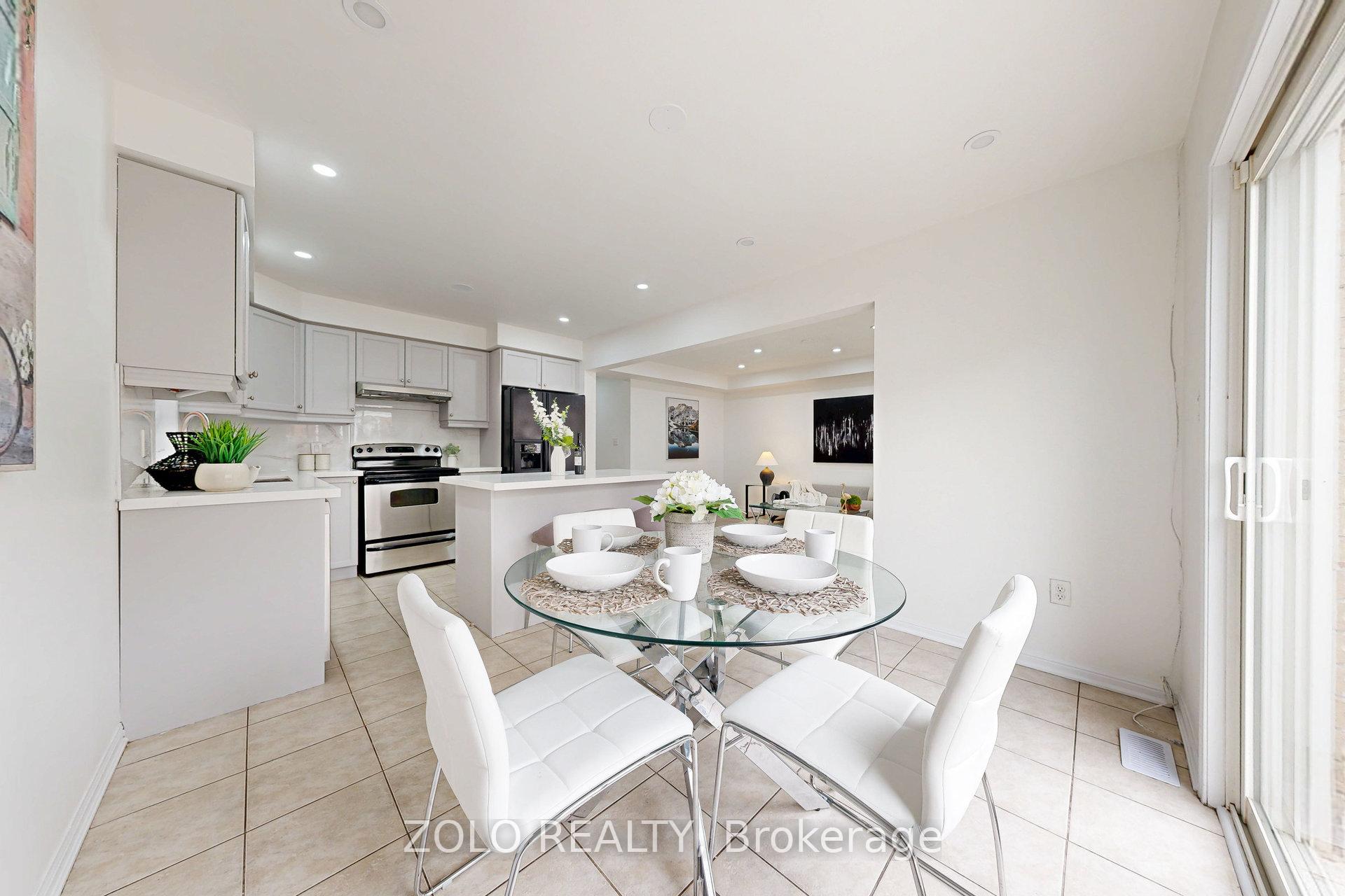 Photo 23 of 45 Haverty Trail, Brampton, Northwest Brampton — HOMEH