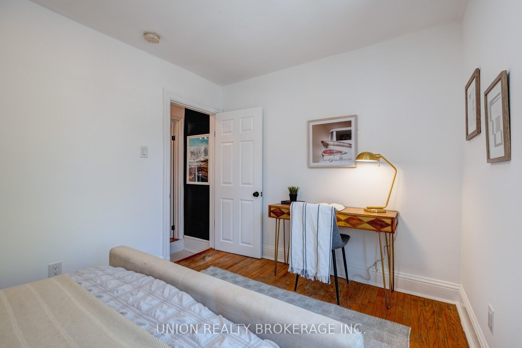 Photo 20 of 162 Rhodes Avenue, Toronto, Greenwood-Coxwell — HOMEH