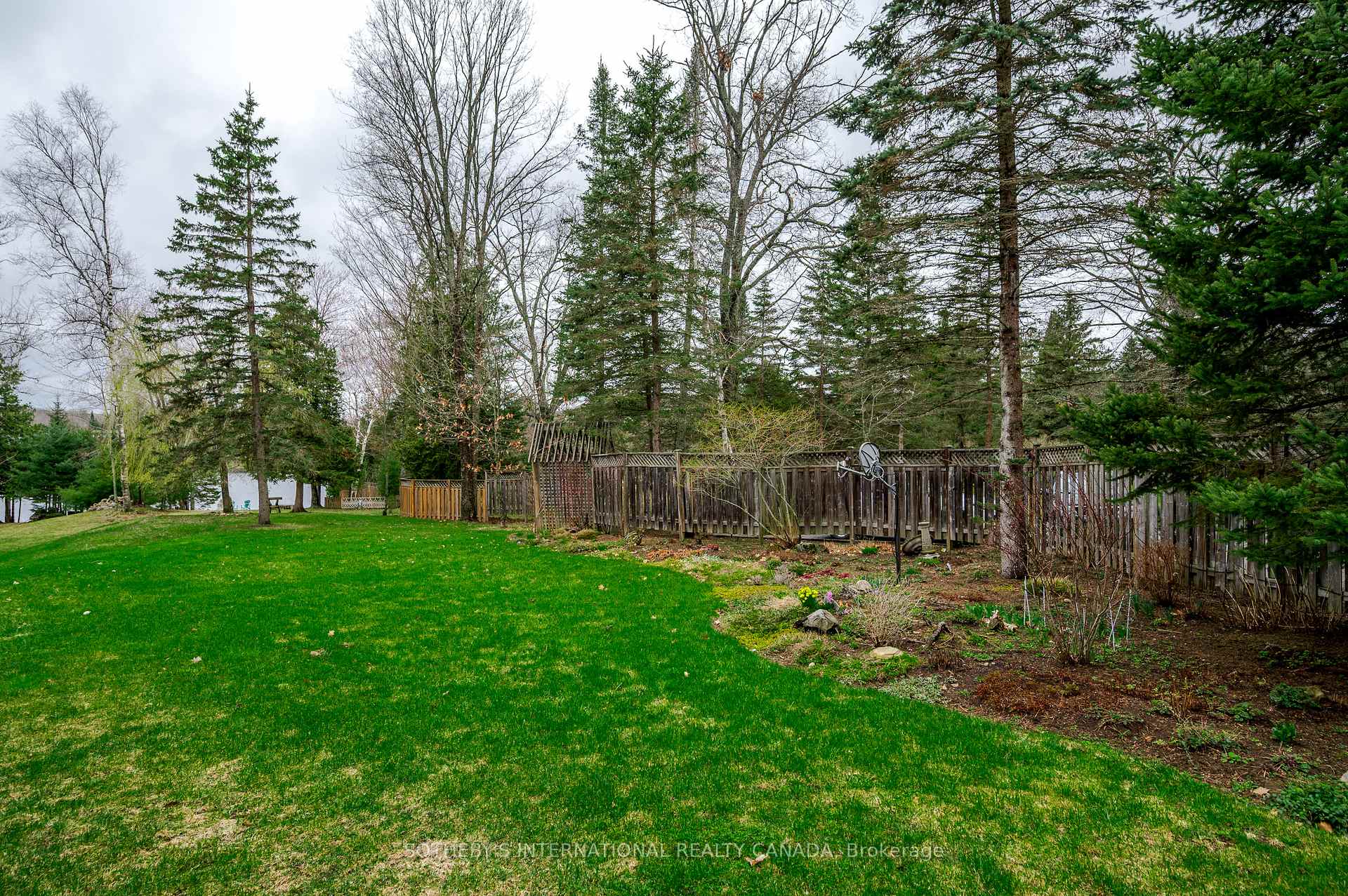 Photo 46 of 2004A Bay Lake Road, Bancroft — HOMEH