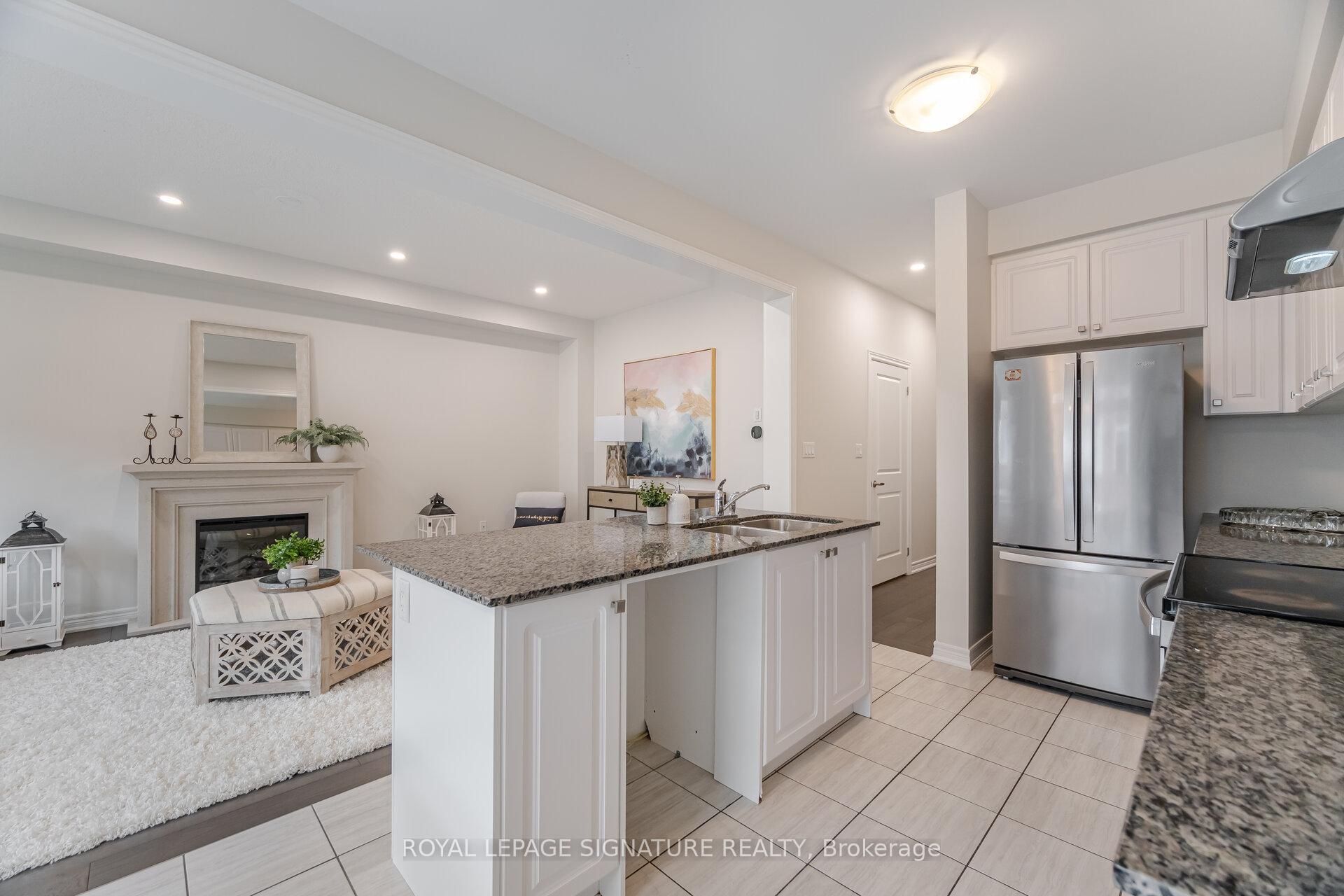 Photo 9 of 24 Brent Stephens Way, Brampton, Northwest Brampton — HOMEH