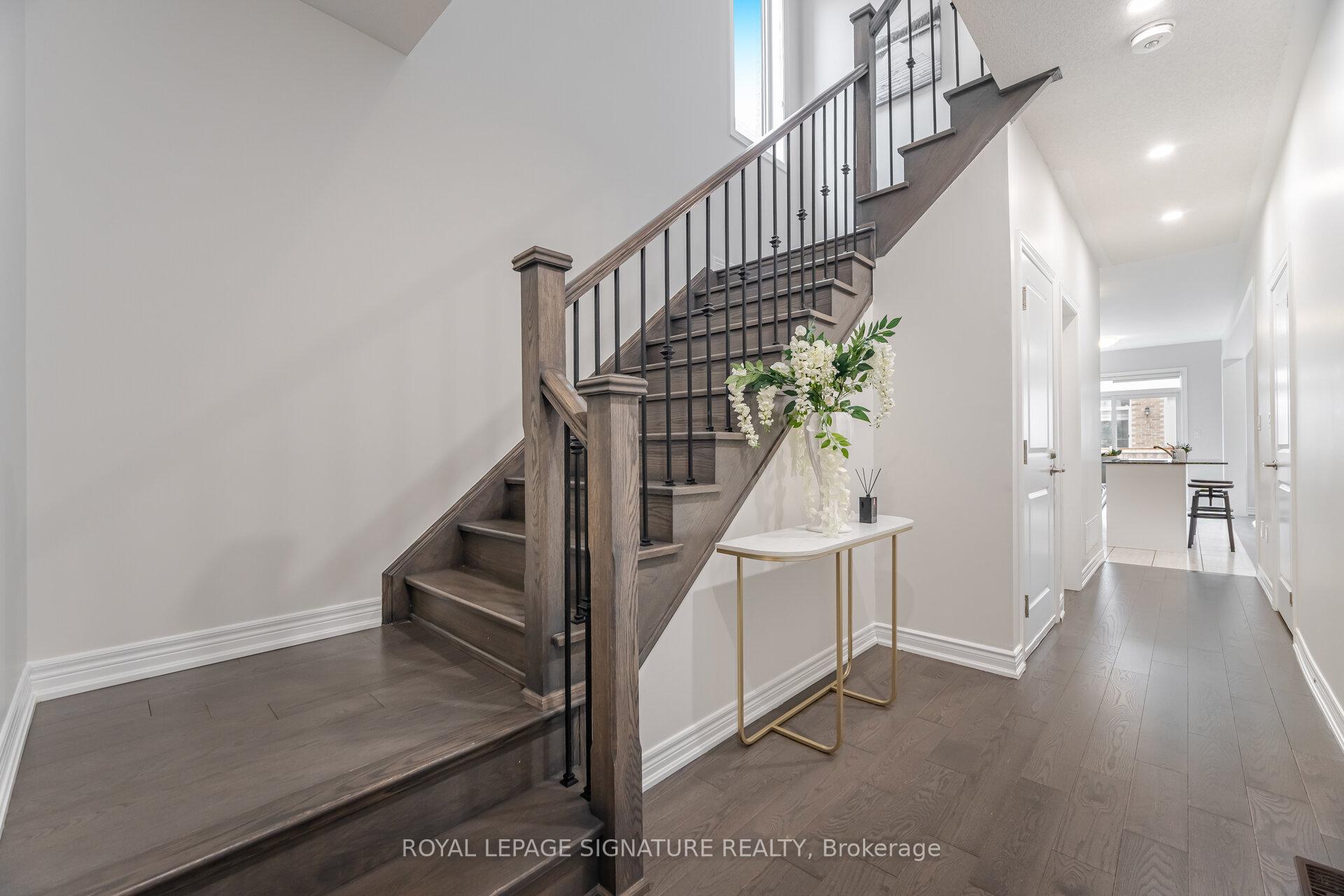 Photo 22 of 24 Brent Stephens Way, Brampton, Northwest Brampton — HOMEH