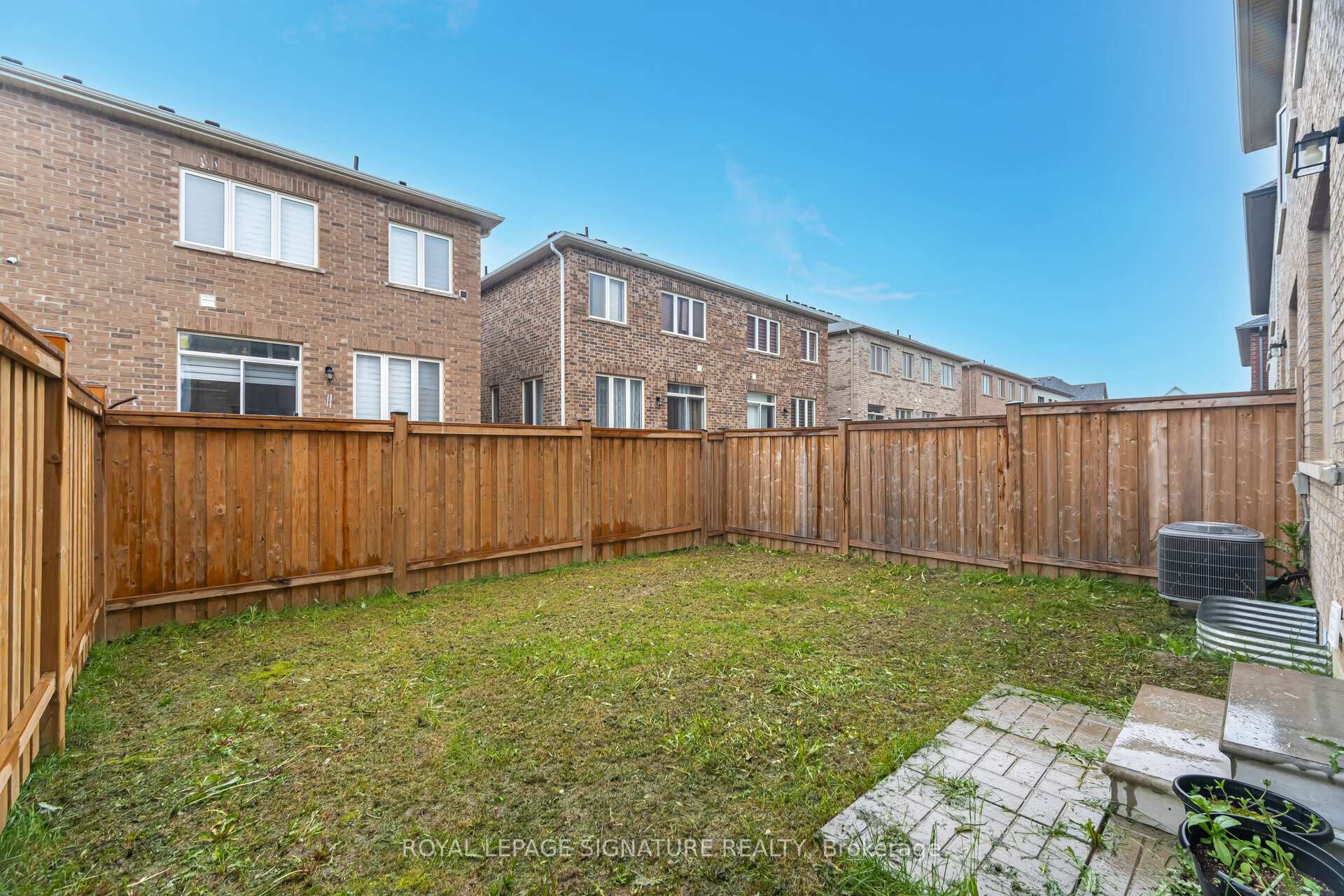 Photo 44 of 24 Brent Stephens Way, Brampton, Northwest Brampton — HOMEH