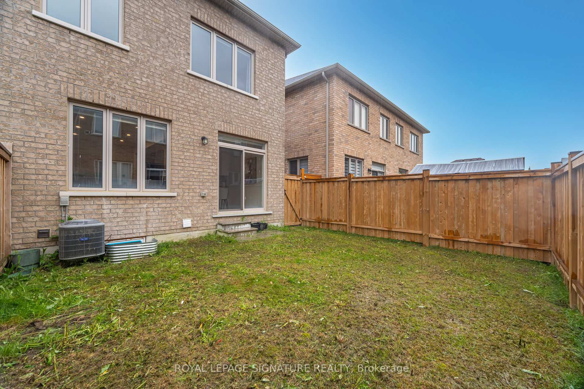 Photo 39 of 24 Brent Stephens Way, Brampton, Northwest Brampton — HOMEH