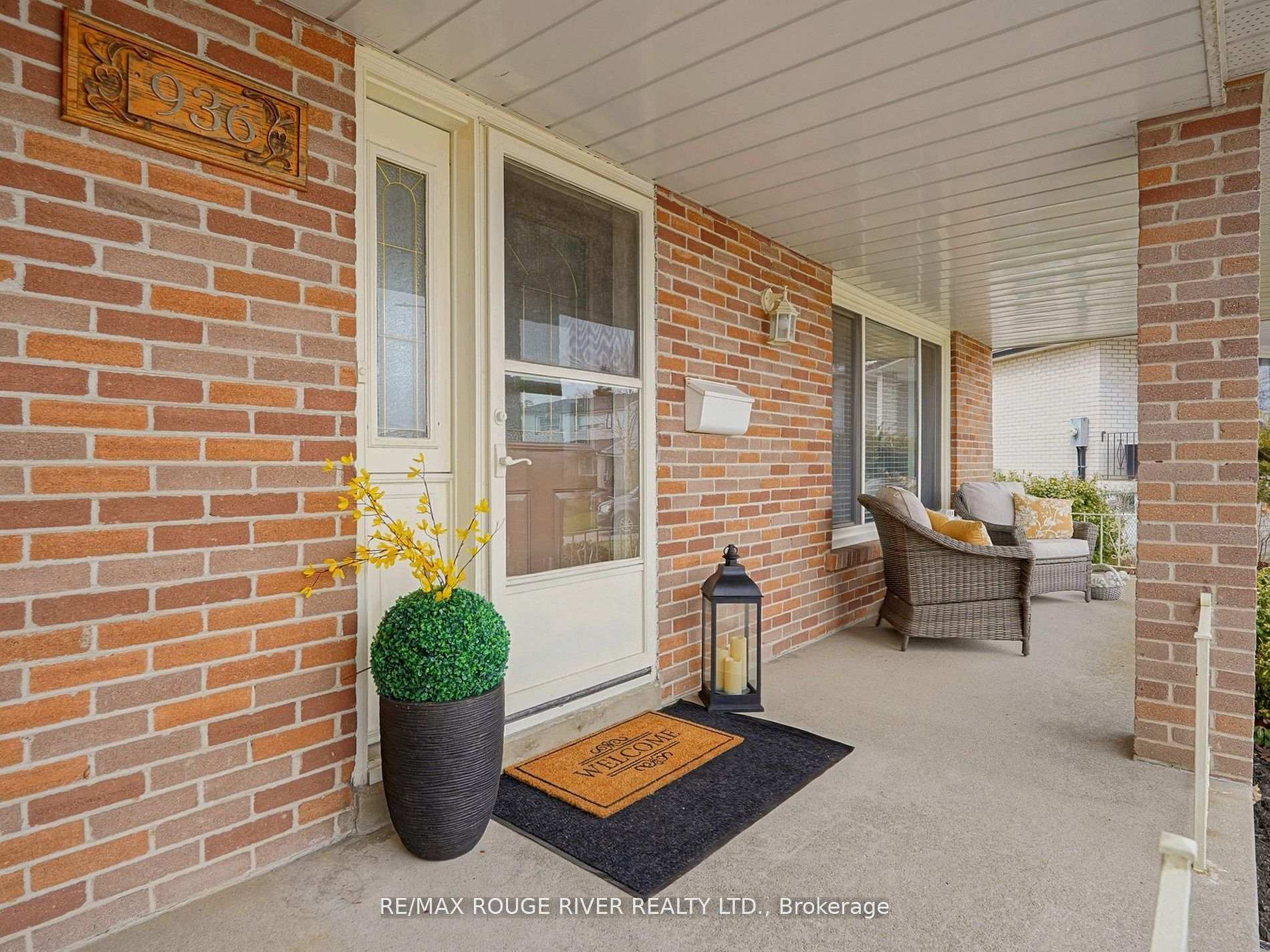 Photo 22 of 936 Cecylia Court, Pickering, West Shore — HOMEH