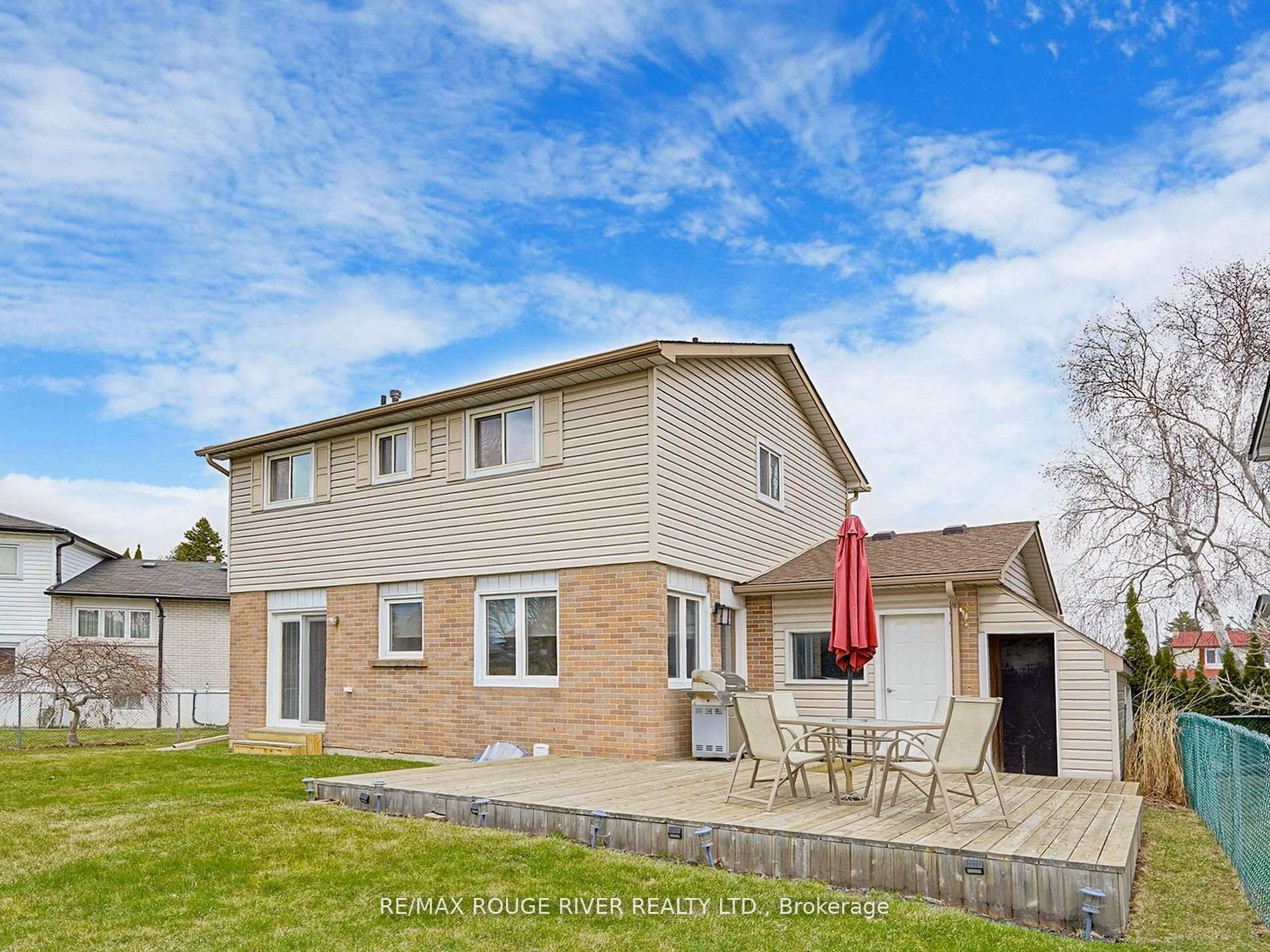 Photo 45 of 936 Cecylia Court, Pickering, West Shore — HOMEH