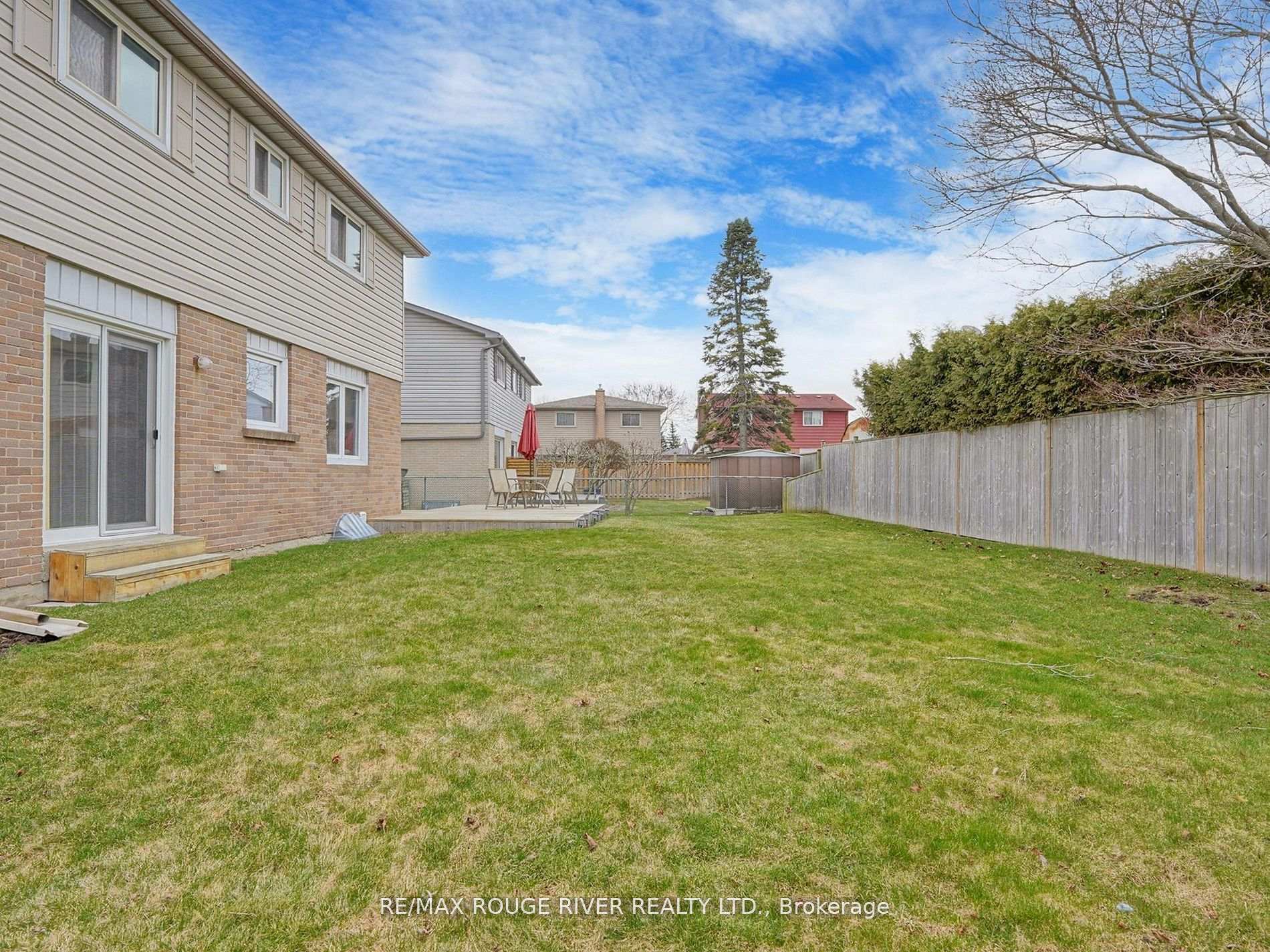 Photo 38 of 936 Cecylia Court, Pickering, West Shore — HOMEH