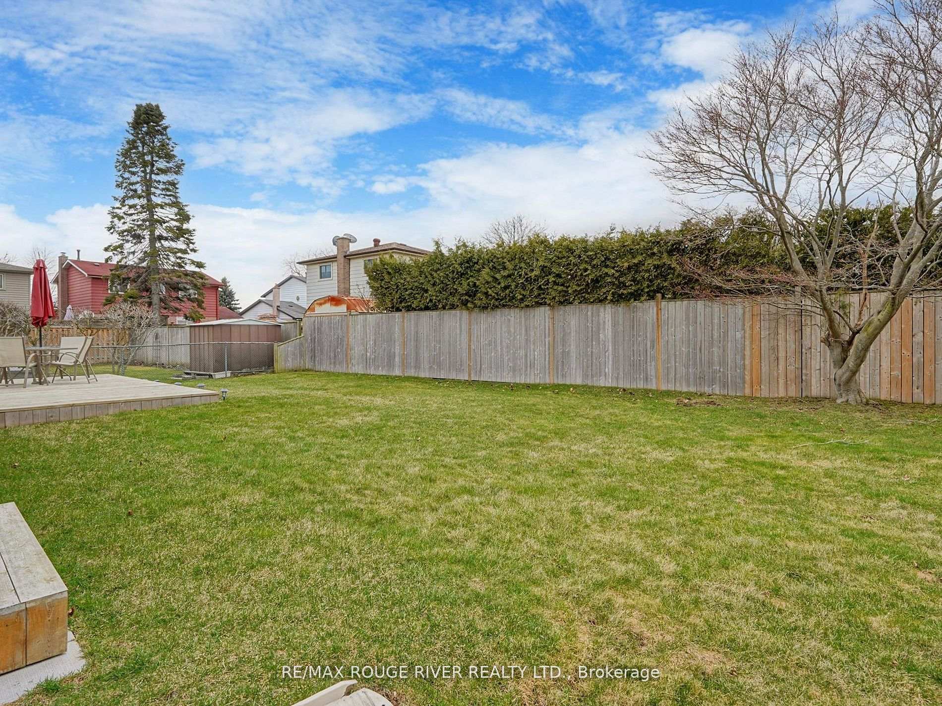 Photo 19 of 936 Cecylia Court, Pickering, West Shore — HOMEH