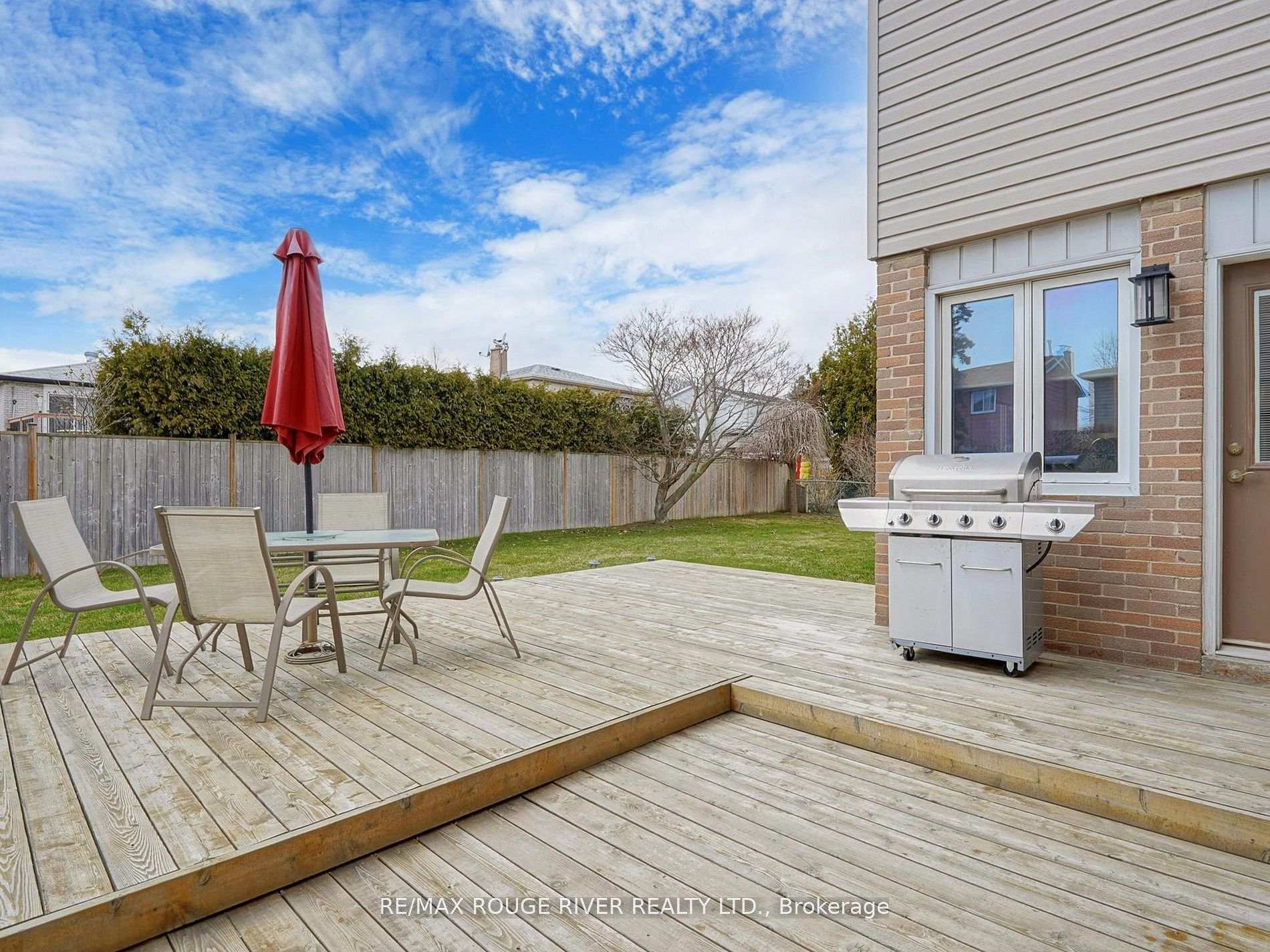 Photo 44 of 936 Cecylia Court, Pickering, West Shore — HOMEH