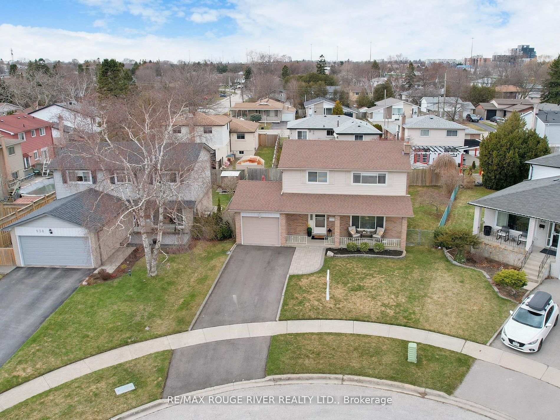 Photo 27 of 936 Cecylia Court, Pickering, West Shore — HOMEH