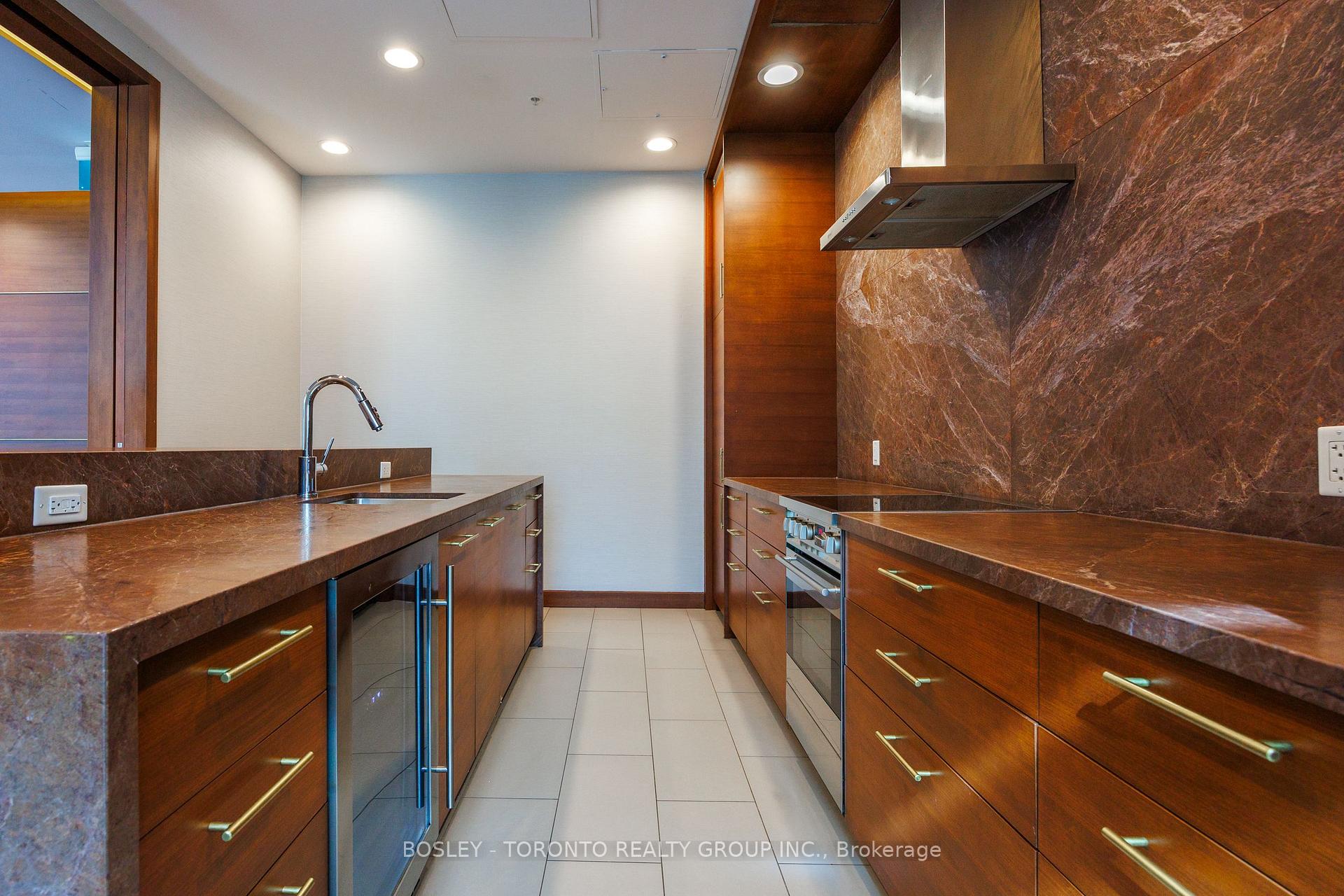 Photo 41 of Unit S112, 455 Front Street E, Toronto, Waterfront Communities — HOMEH