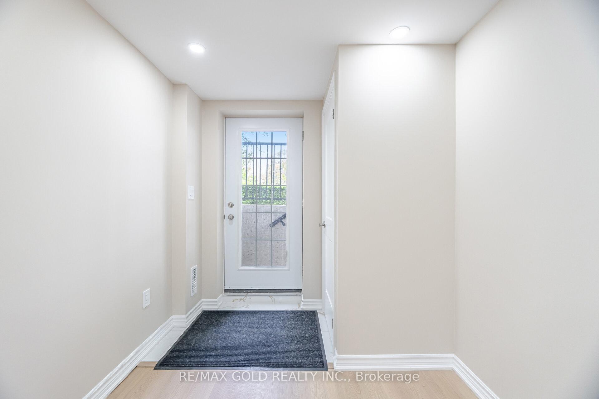 Photo 32 of 45 Darlington Crescent, Brampton, Southgate — HOMEH