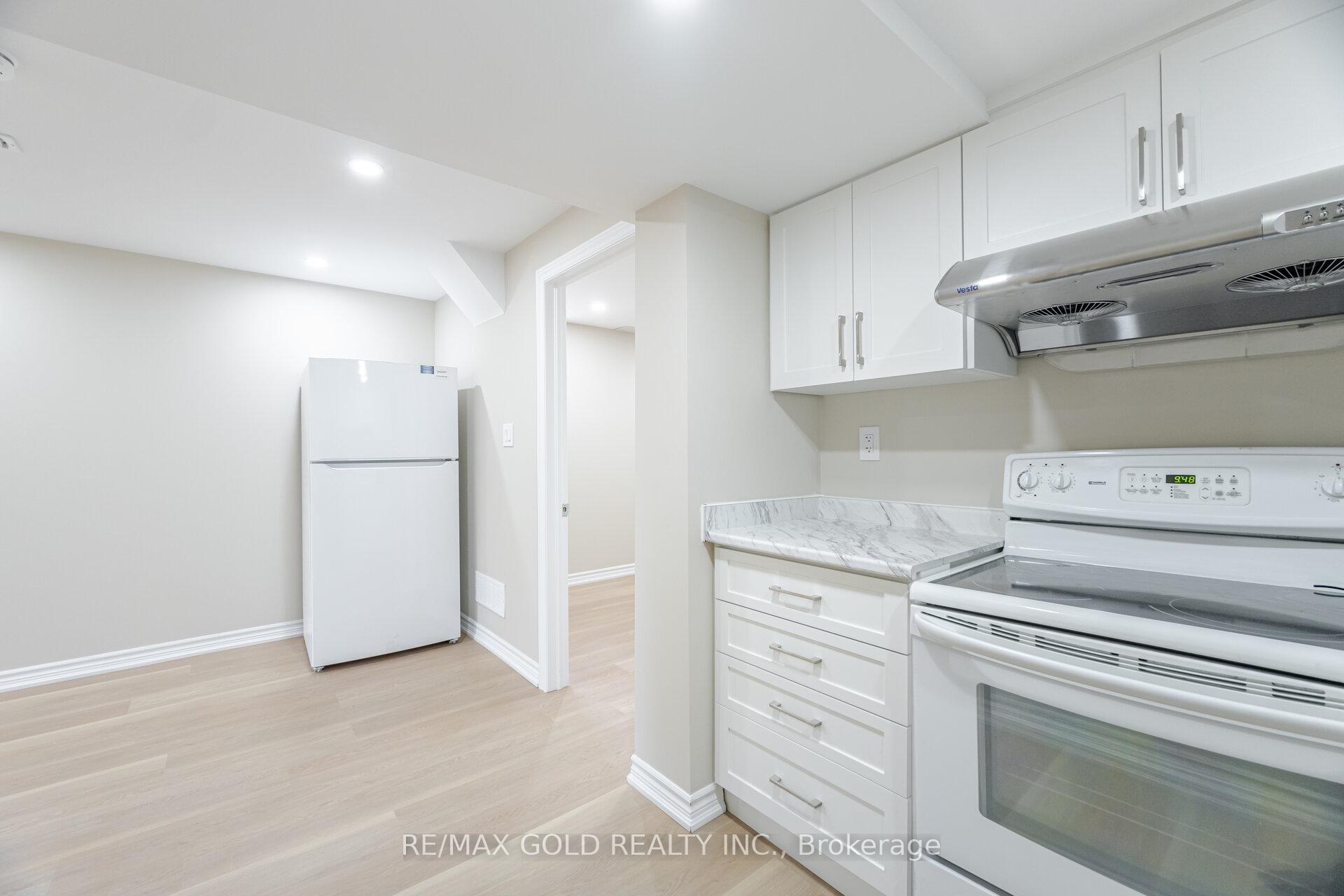 Photo 35 of 45 Darlington Crescent, Brampton, Southgate — HOMEH