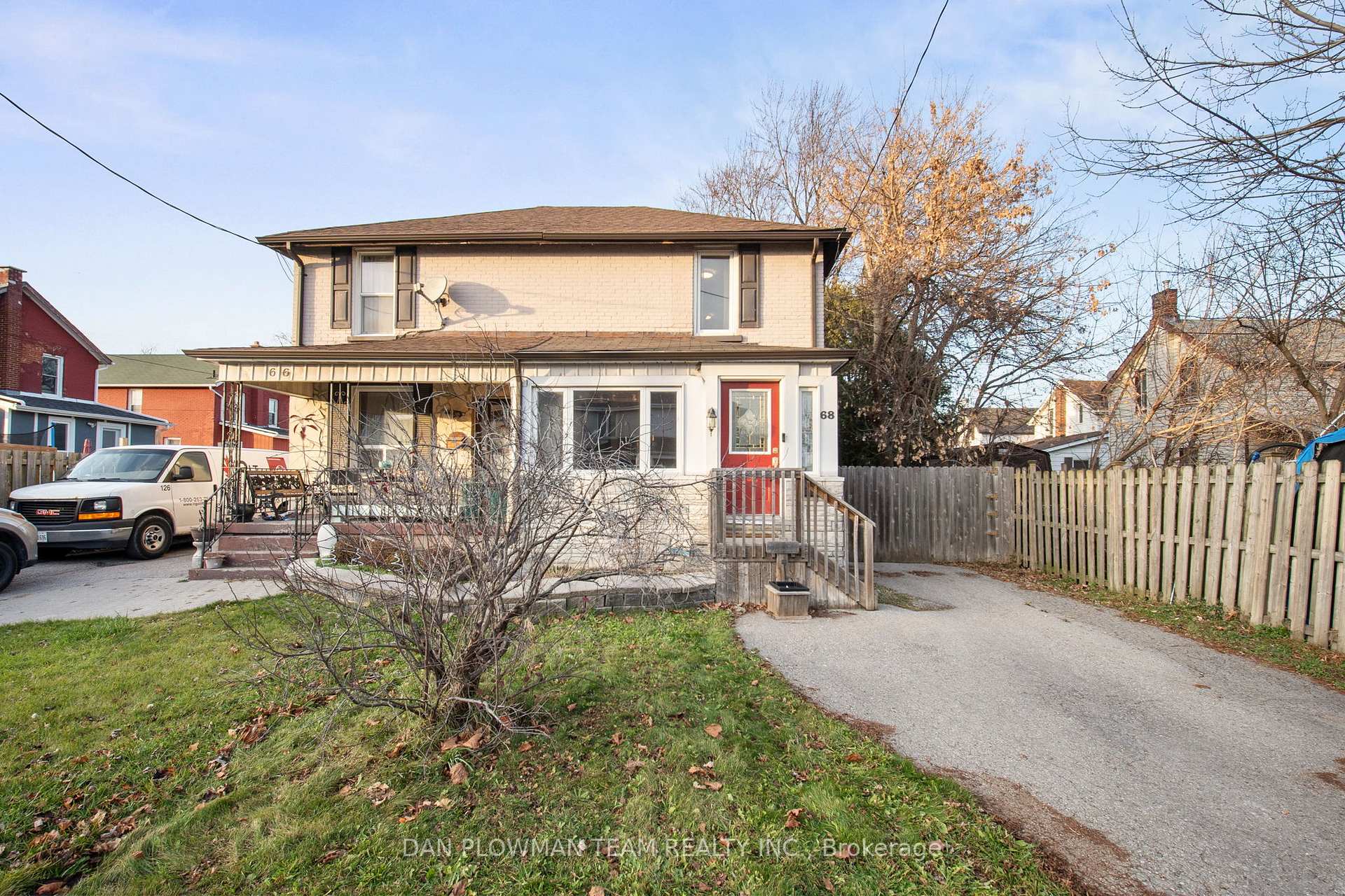 Photo 6 of 68 Third Avenue, Oshawa, Central — HOMEH