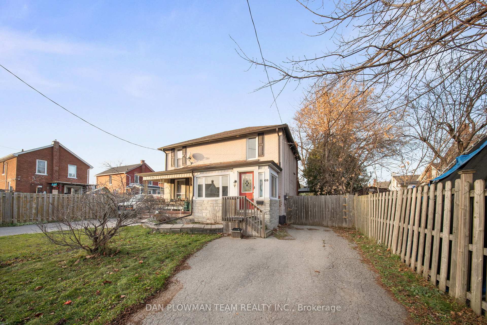 Photo 2 of 68 Third Avenue, Oshawa, Central — HOMEH