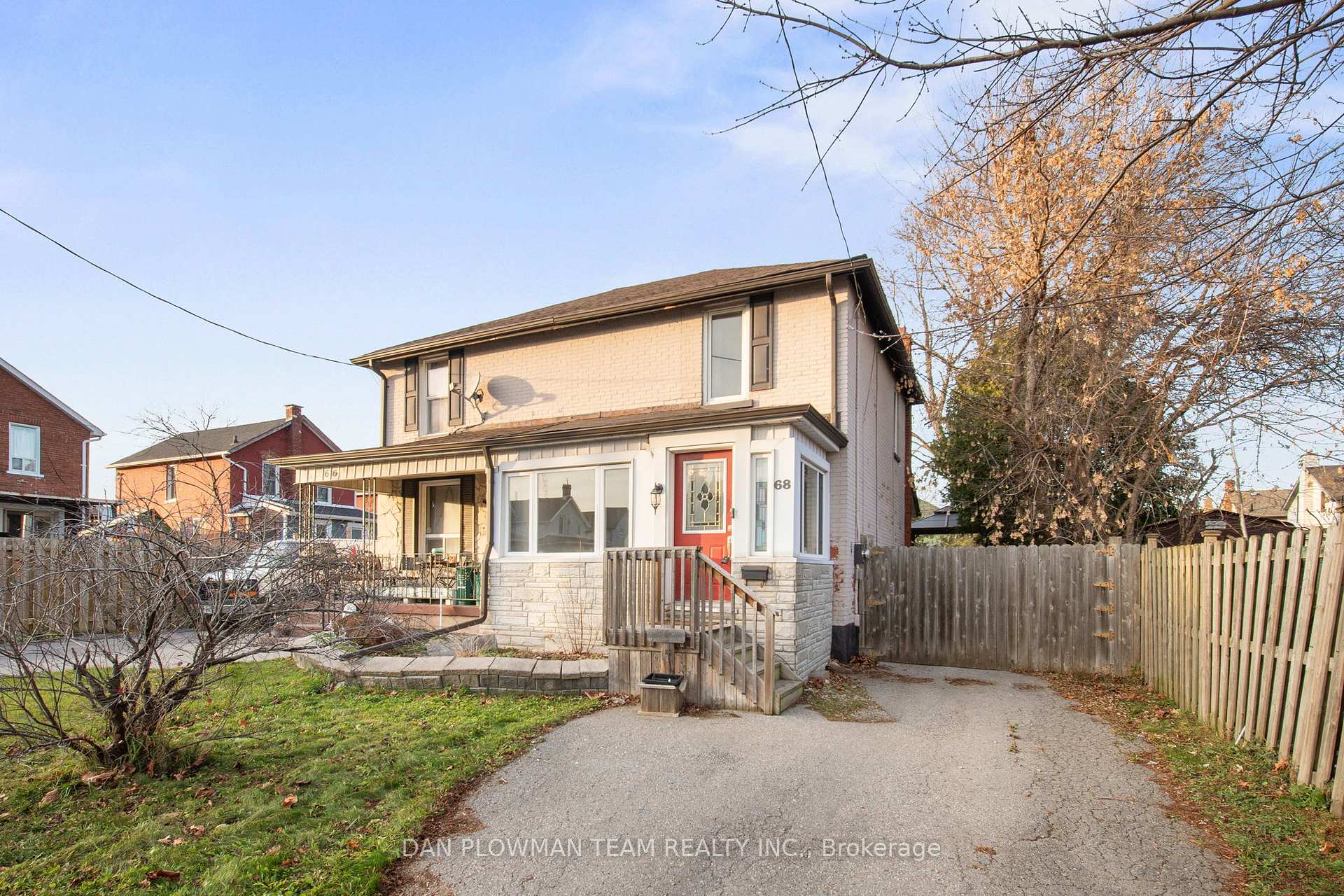 Photo 3 of 68 Third Avenue, Oshawa, Central — HOMEH