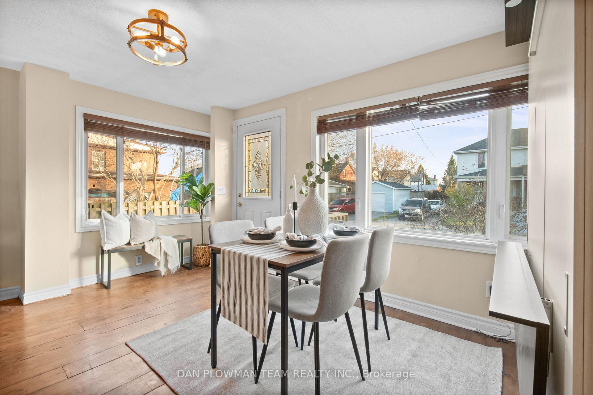 Photo 8 of 68 Third Avenue, Oshawa, Central — HOMEH
