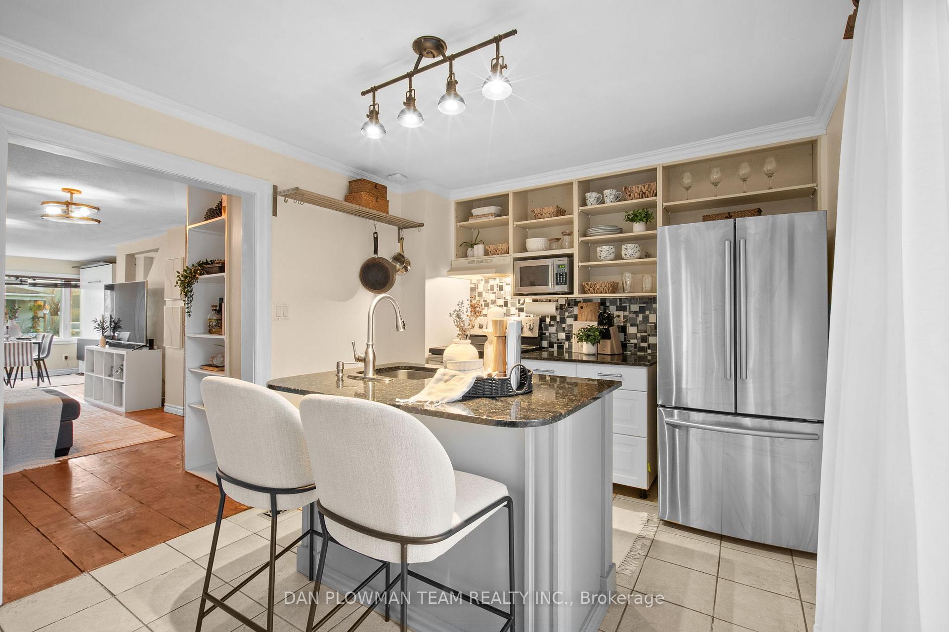 Photo 12 of 68 Third Avenue, Oshawa, Central — HOMEH