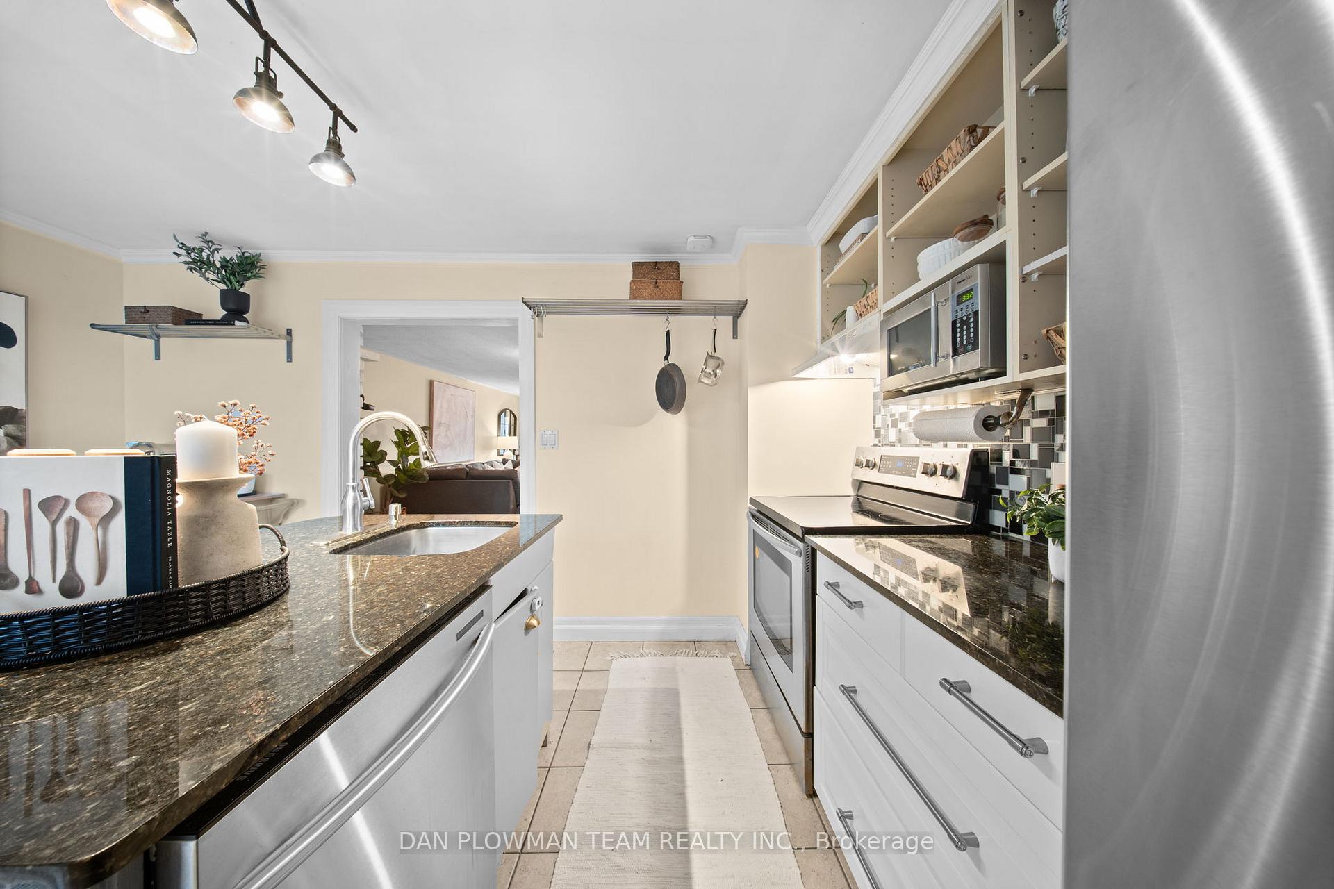 Photo 14 of 68 Third Avenue, Oshawa, Central — HOMEH