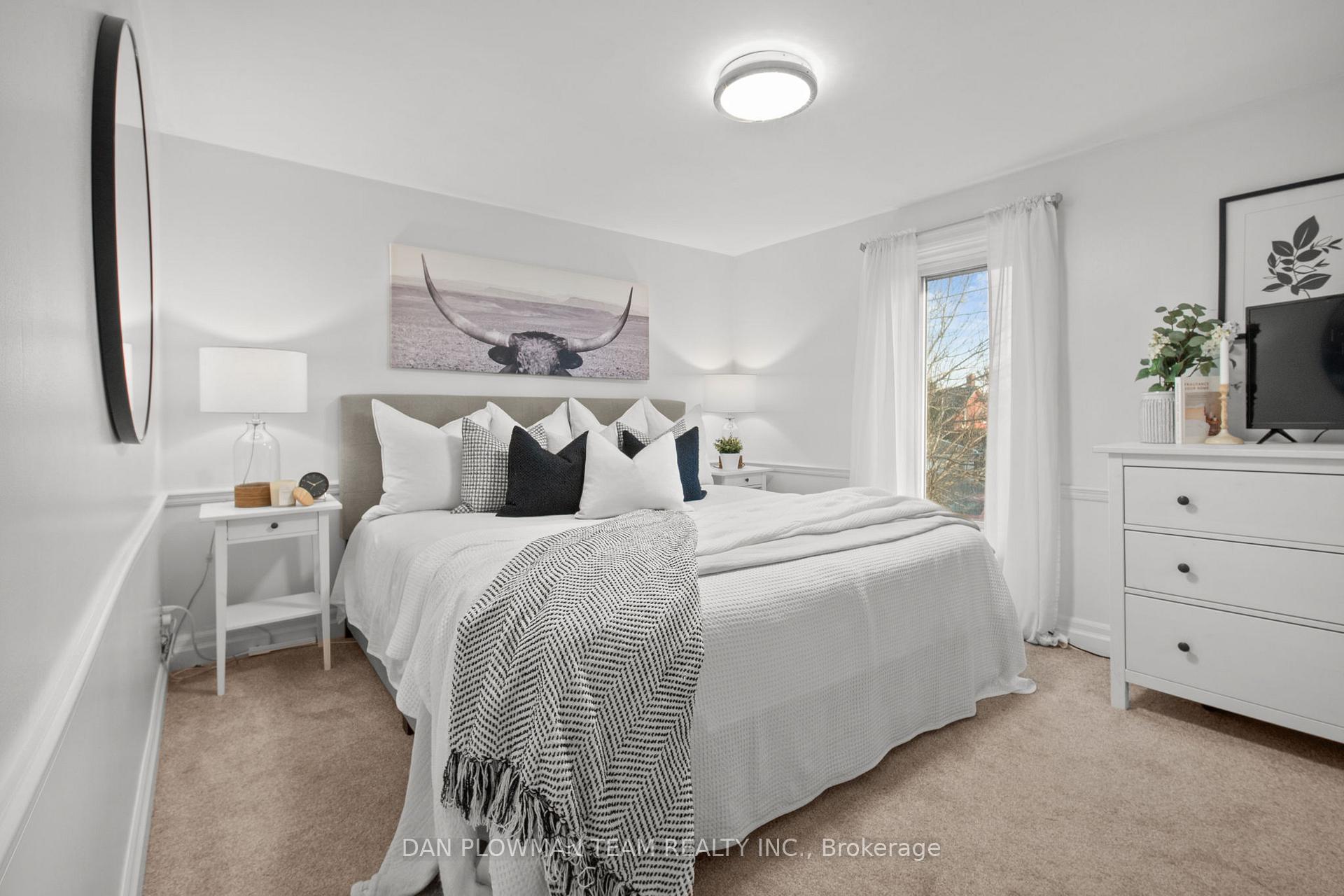 Photo 20 of 68 Third Avenue, Oshawa, Central — HOMEH