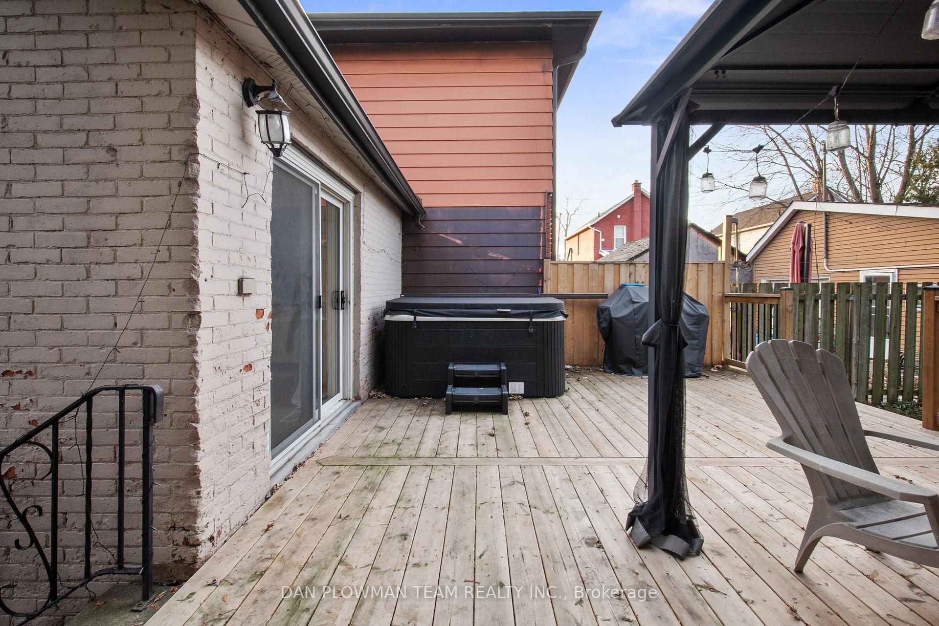 Photo 26 of 68 Third Avenue, Oshawa, Central — HOMEH
