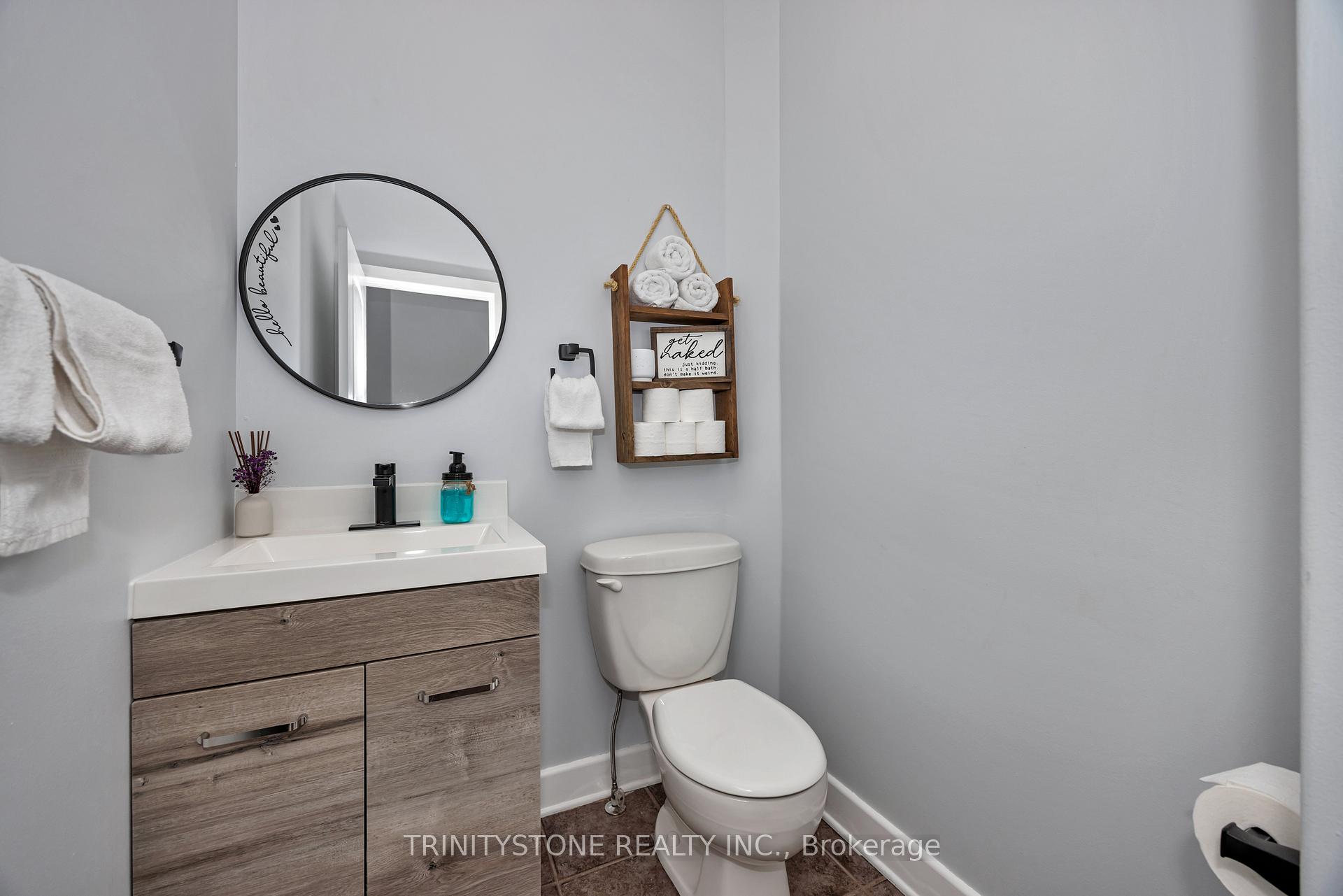 Photo 10 of 24 Friendly Crescent, Ottawa, Stittsville (South) — HOMEH