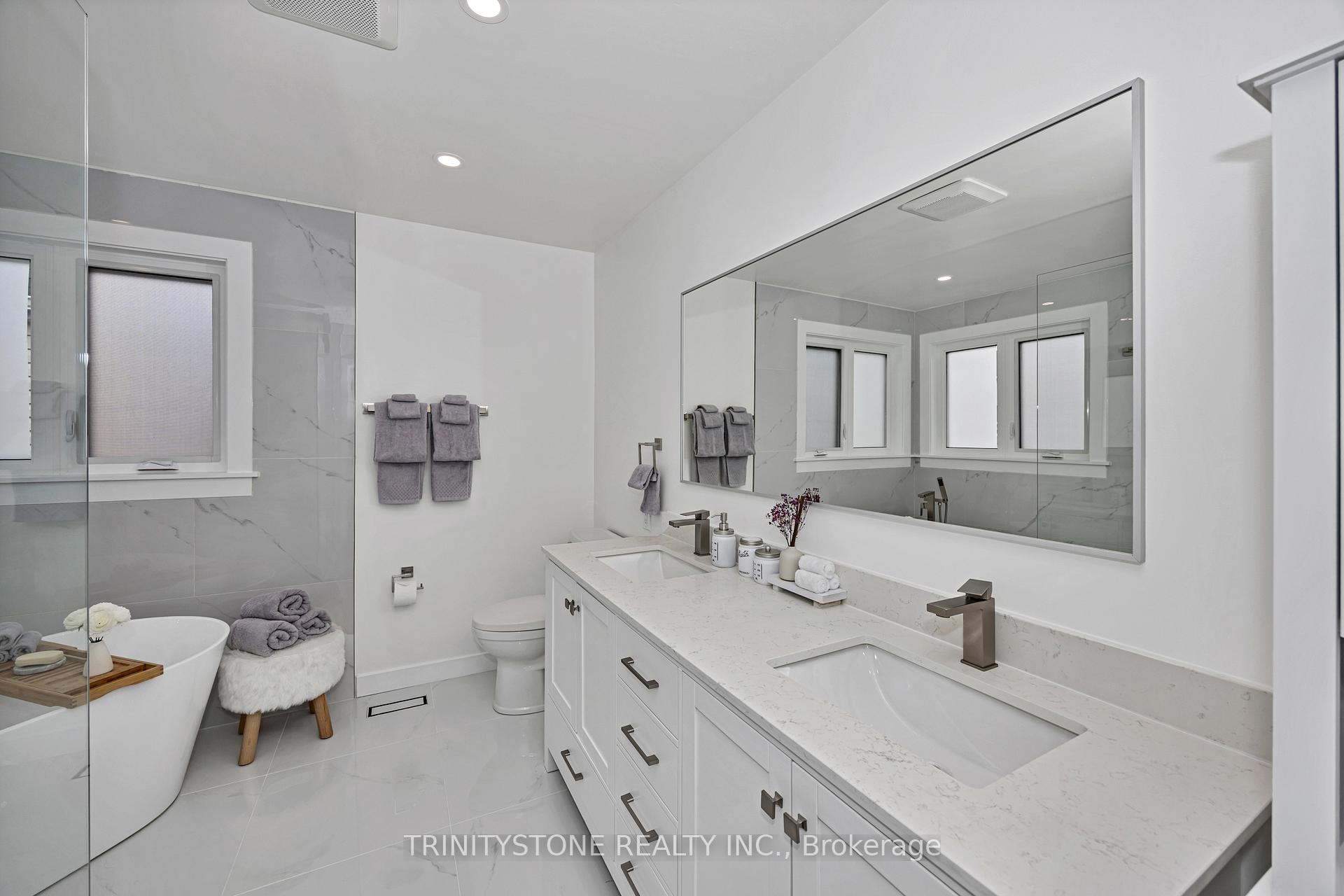 Photo 5 of 24 Friendly Crescent, Ottawa, Stittsville (South) — HOMEH