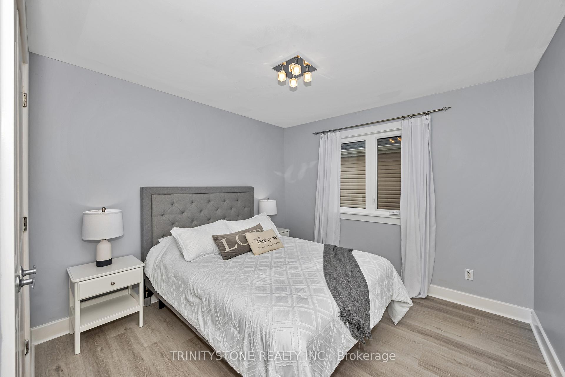 Photo 28 of 24 Friendly Crescent, Ottawa, Stittsville (South) — HOMEH