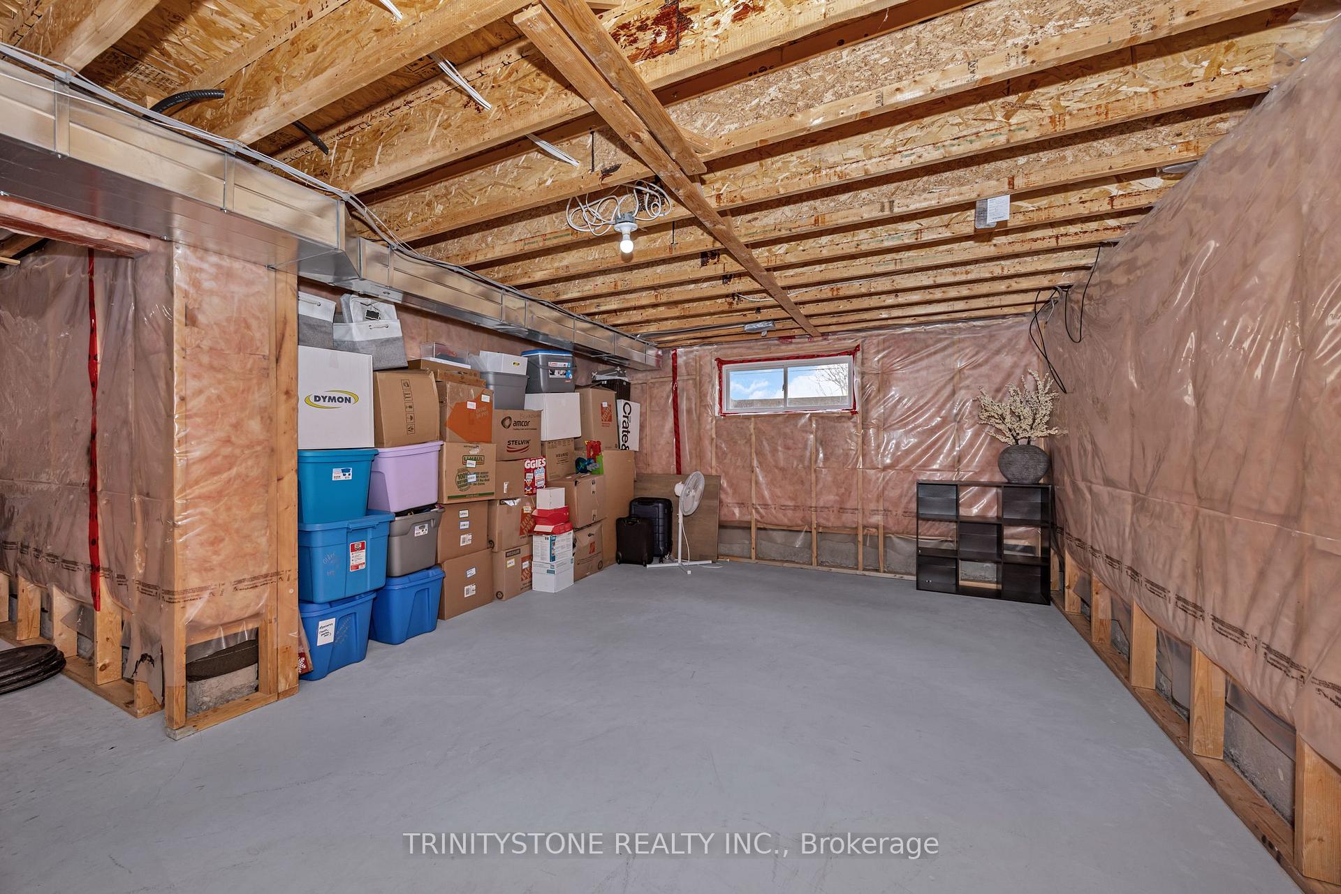 Photo 31 of 24 Friendly Crescent, Ottawa, Stittsville (South) — HOMEH