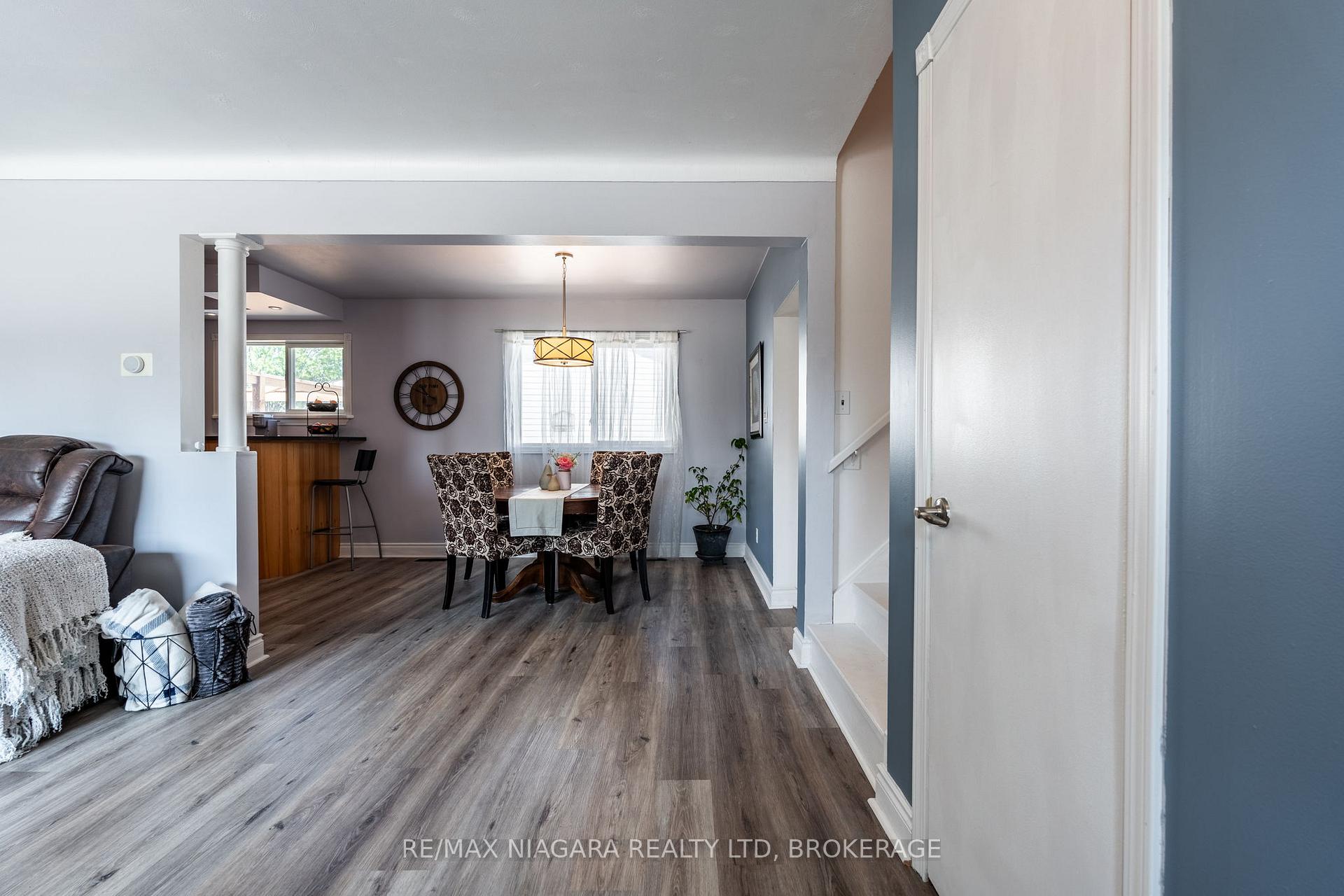 Photo 5 of 11 Almond Gardens, Grimsby, Grimsby Beach — HOMEH