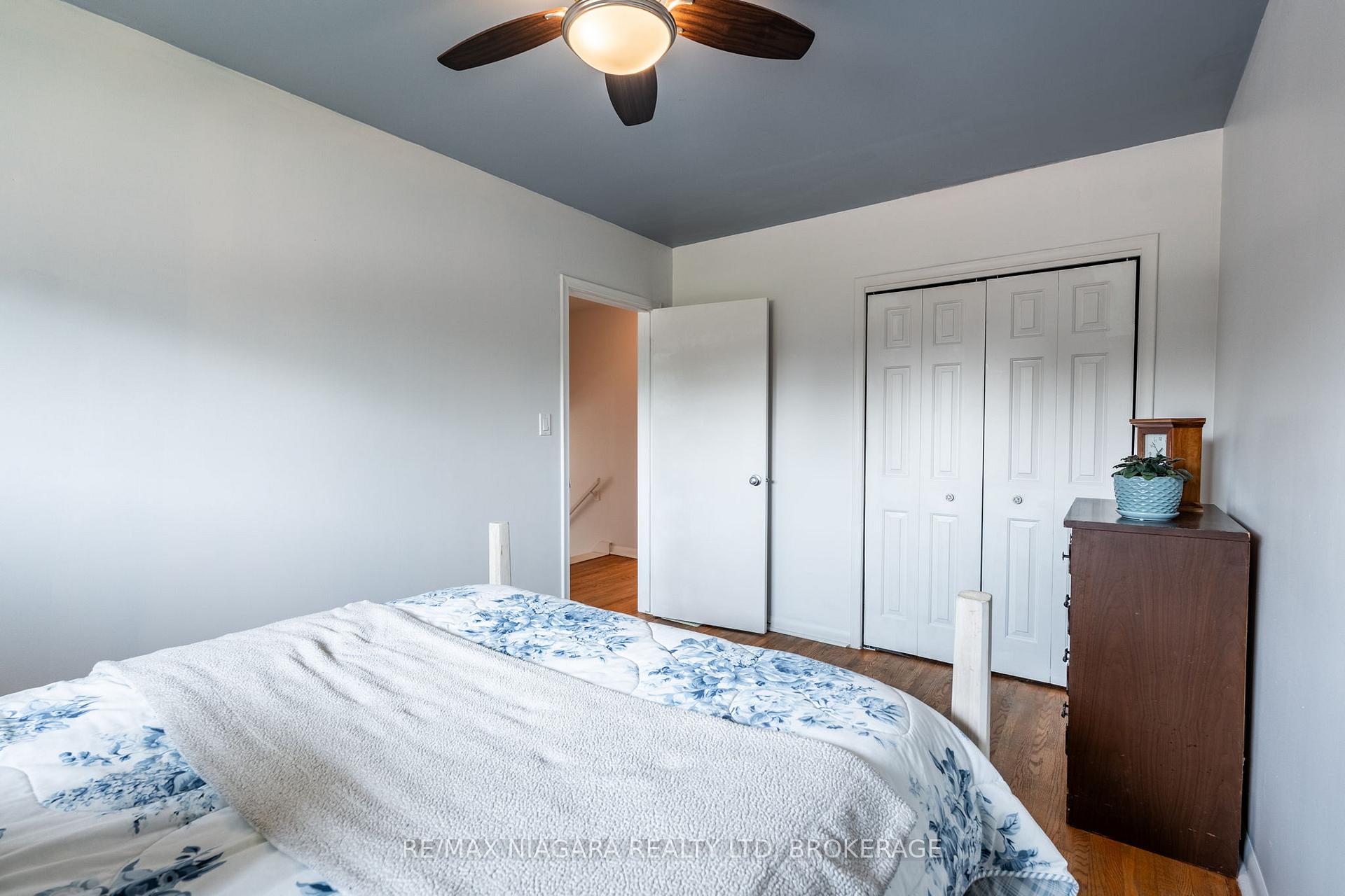 Photo 15 of 11 Almond Gardens, Grimsby, Grimsby Beach — HOMEH