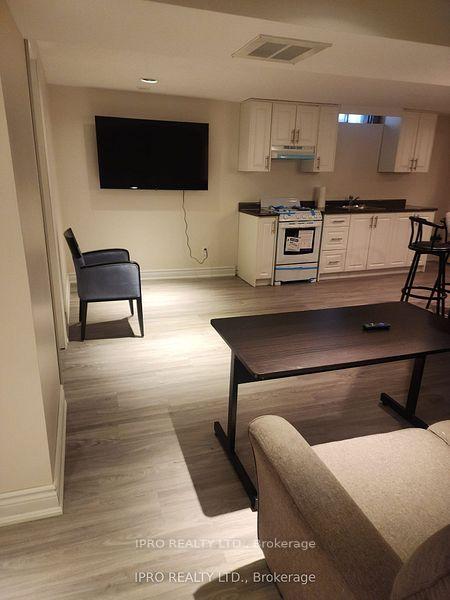 Photo 3 of 11 Hialeah Cres E, Whitby, Blue Grass Meadows — HOMEH