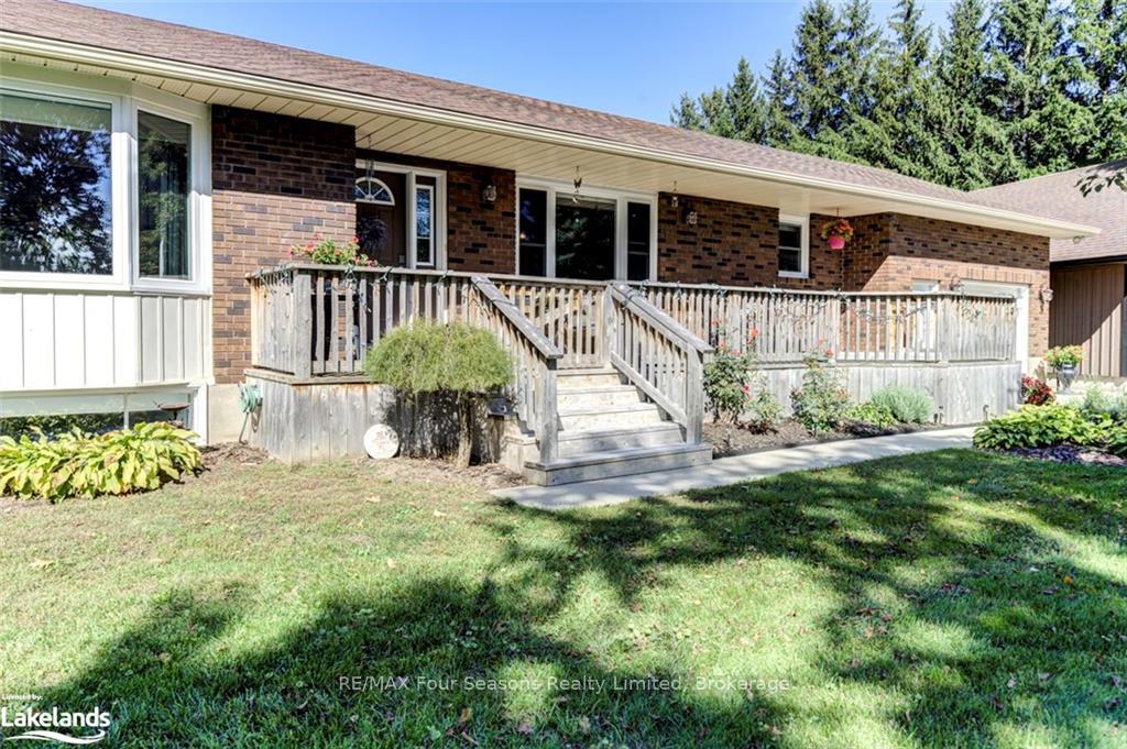 Photo 6 of 7950 Poplar Side Road, Collingwood — HOMEH