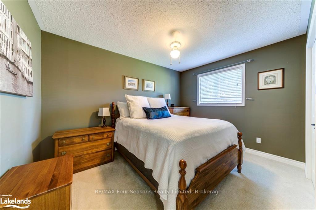 Photo 24 of 7950 Poplar Side Road, Collingwood — HOMEH