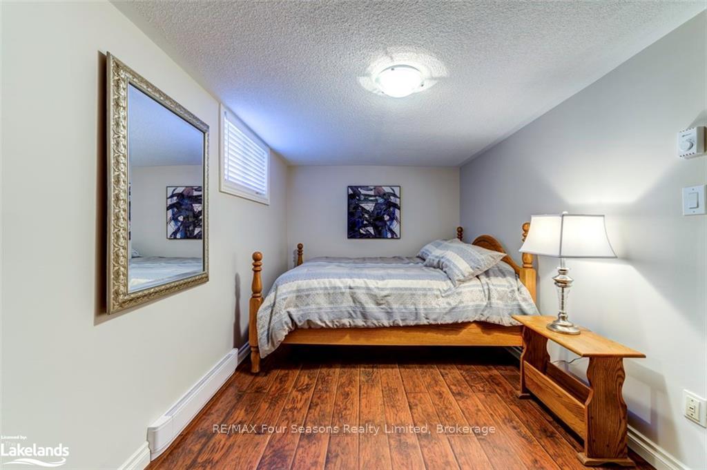 Photo 27 of 7950 Poplar Side Road, Collingwood — HOMEH
