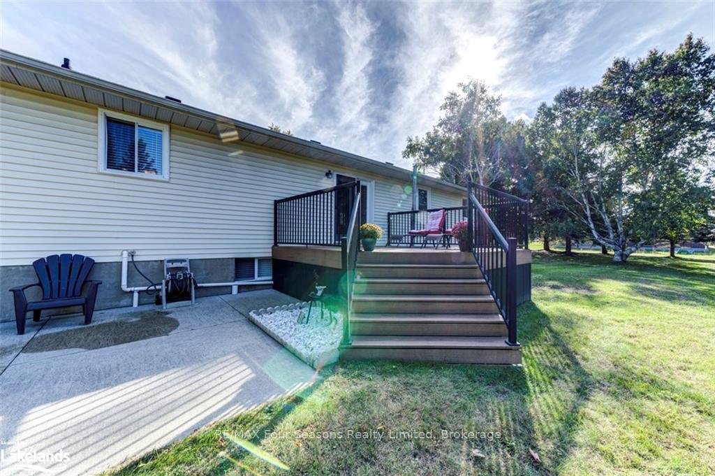 Photo 37 of 7950 Poplar Side Road, Collingwood — HOMEH