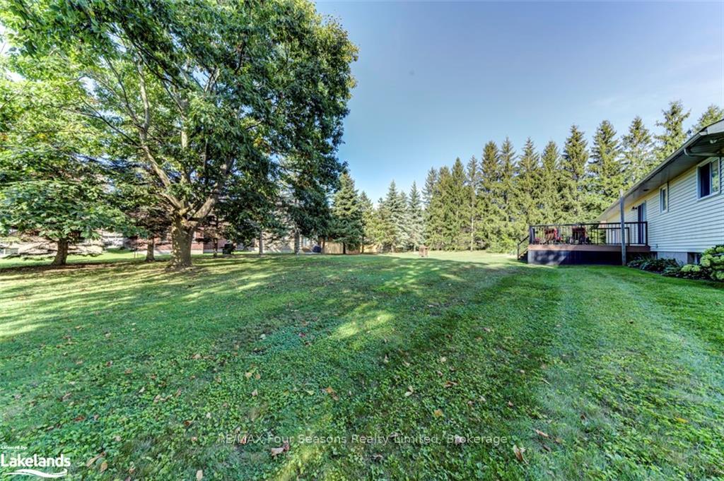 Photo 44 of 7950 Poplar Side Road, Collingwood — HOMEH