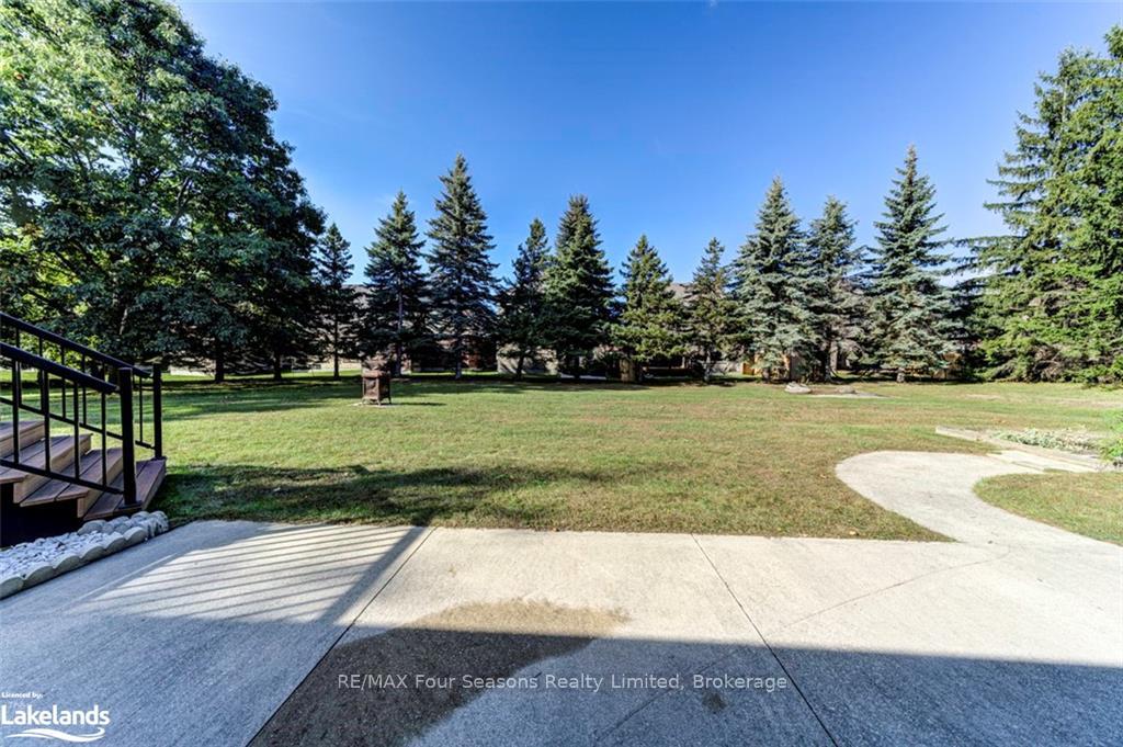 Photo 46 of 7950 Poplar Side Road, Collingwood — HOMEH