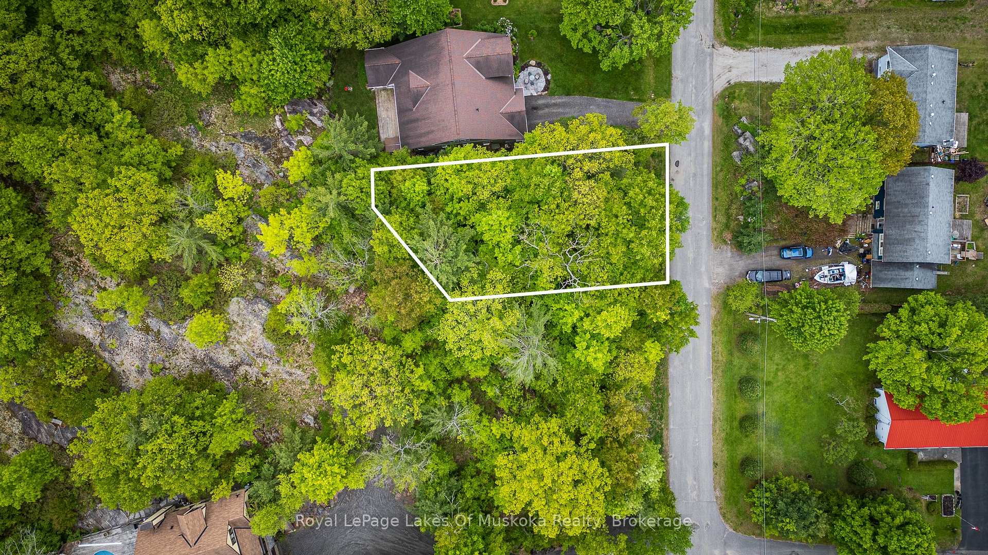 Photo 1 of 240 Revell Street, Gravenhurst — HOMEH