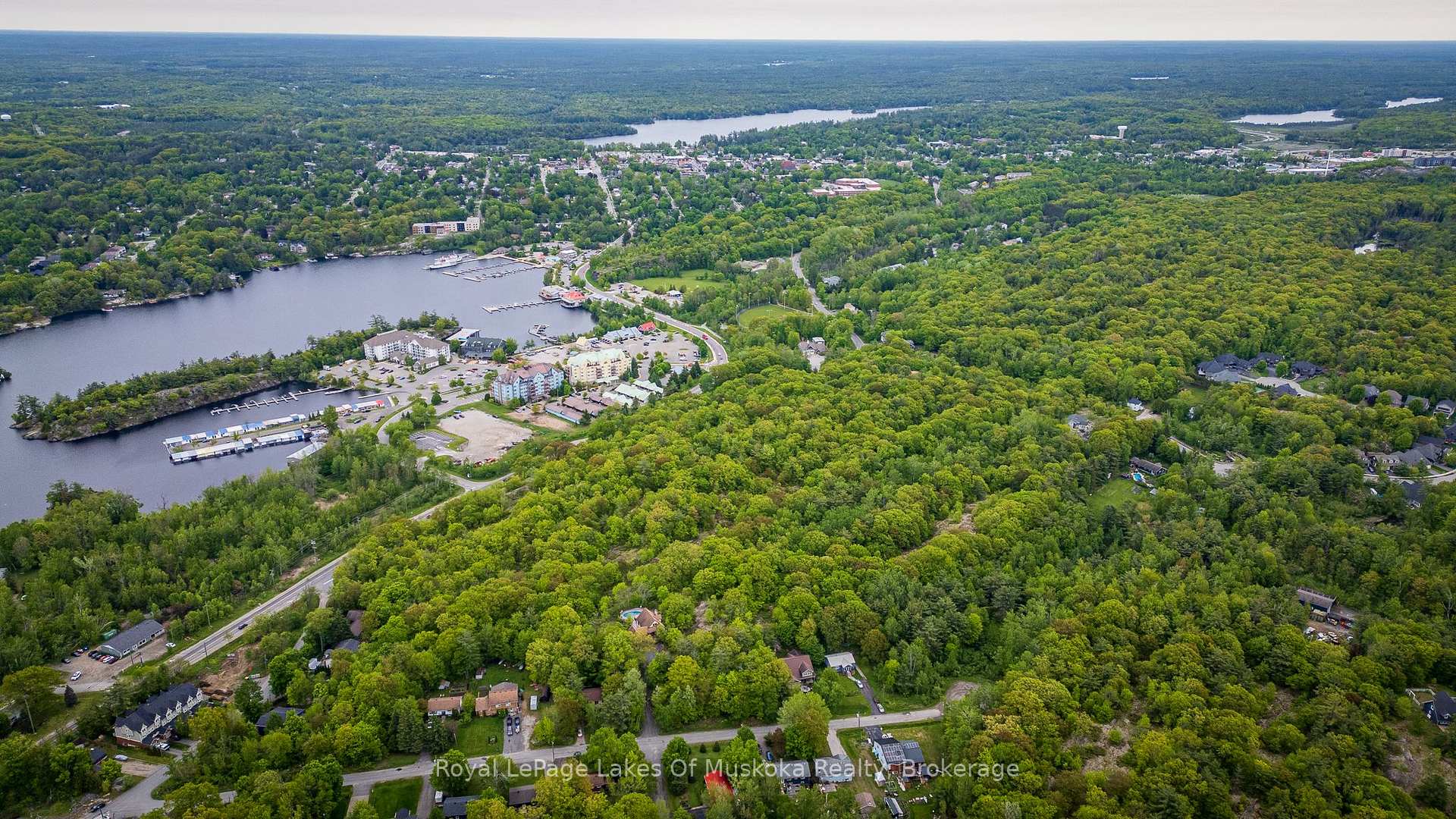 Photo 11 of 240 Revell Street, Gravenhurst — HOMEH