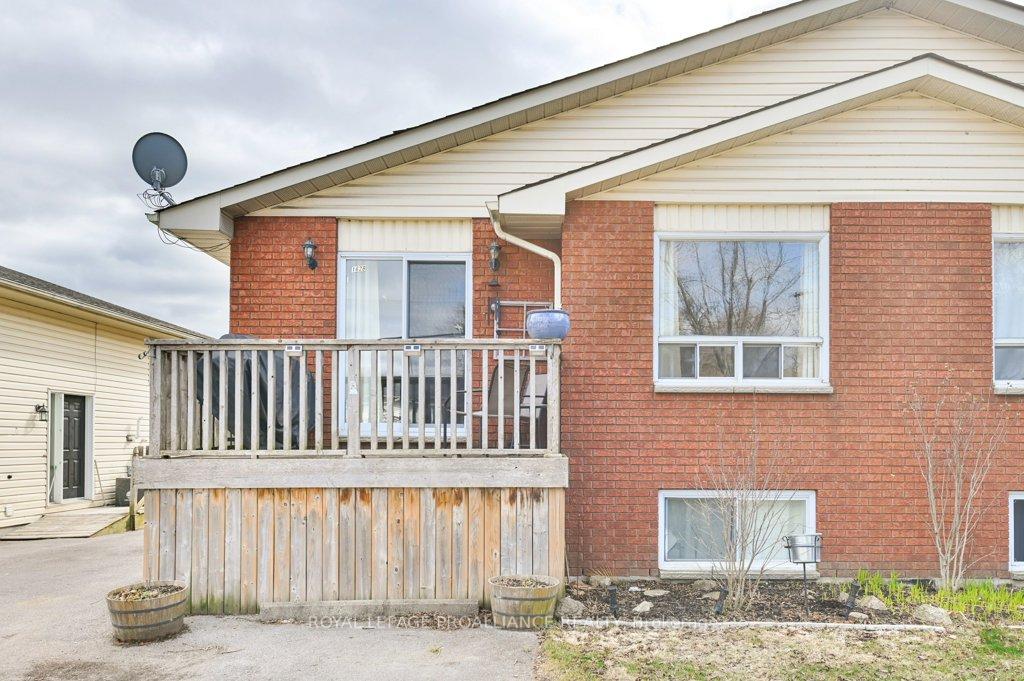 Front of Unit B, 162 Prince Edward Street