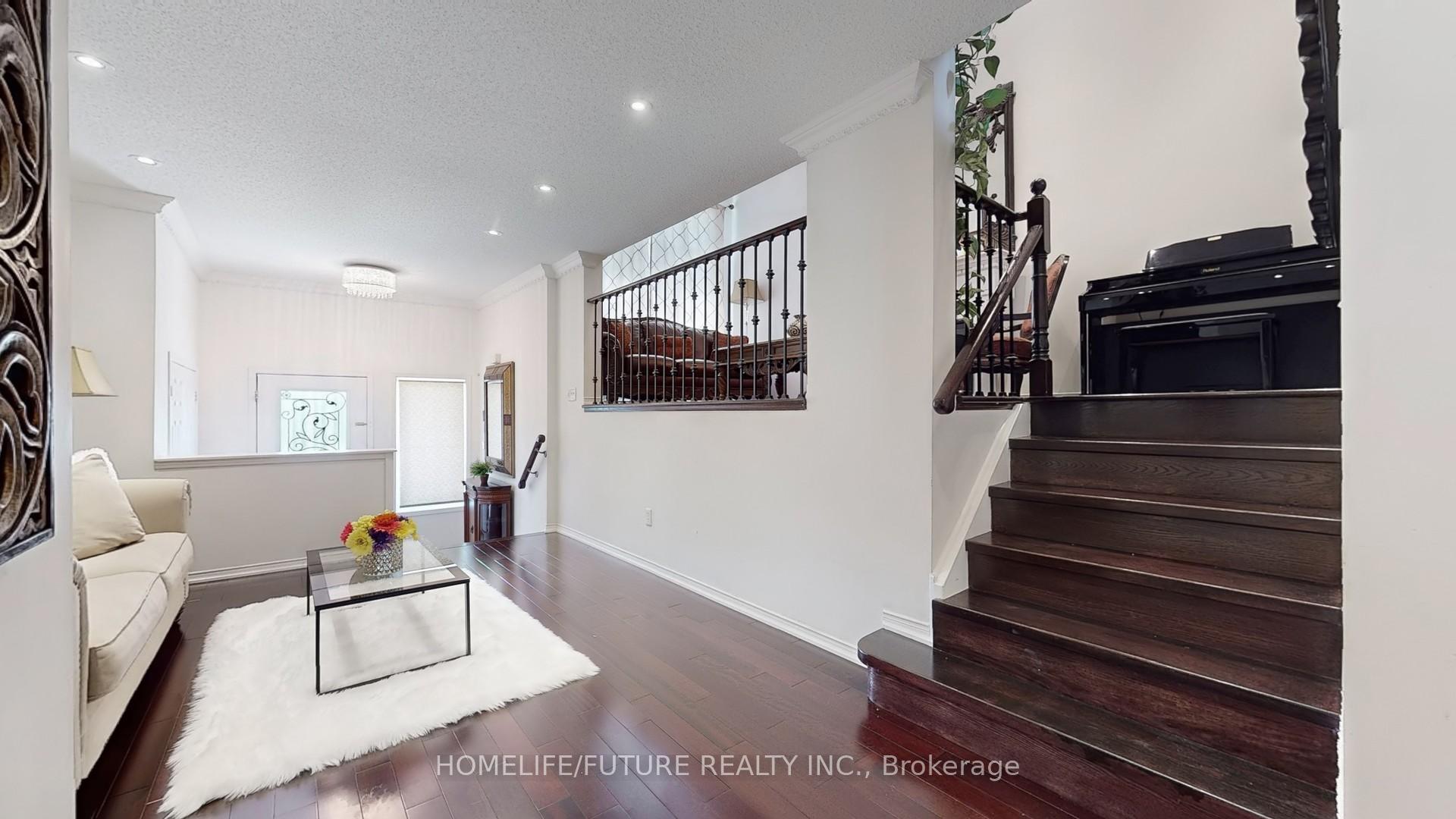 Photo 25 of 100 Carpendale Crescent, Ajax, Northeast Ajax — HOMEH